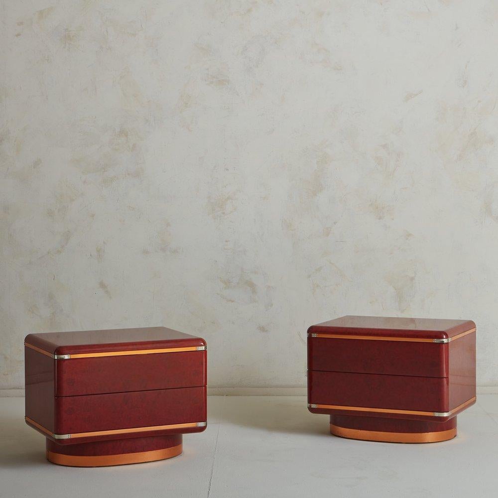 Mid-Century Modern Stained Burl Wood + Copper Nightstands in the Style of Saporiti, Italy 1970s For Sale