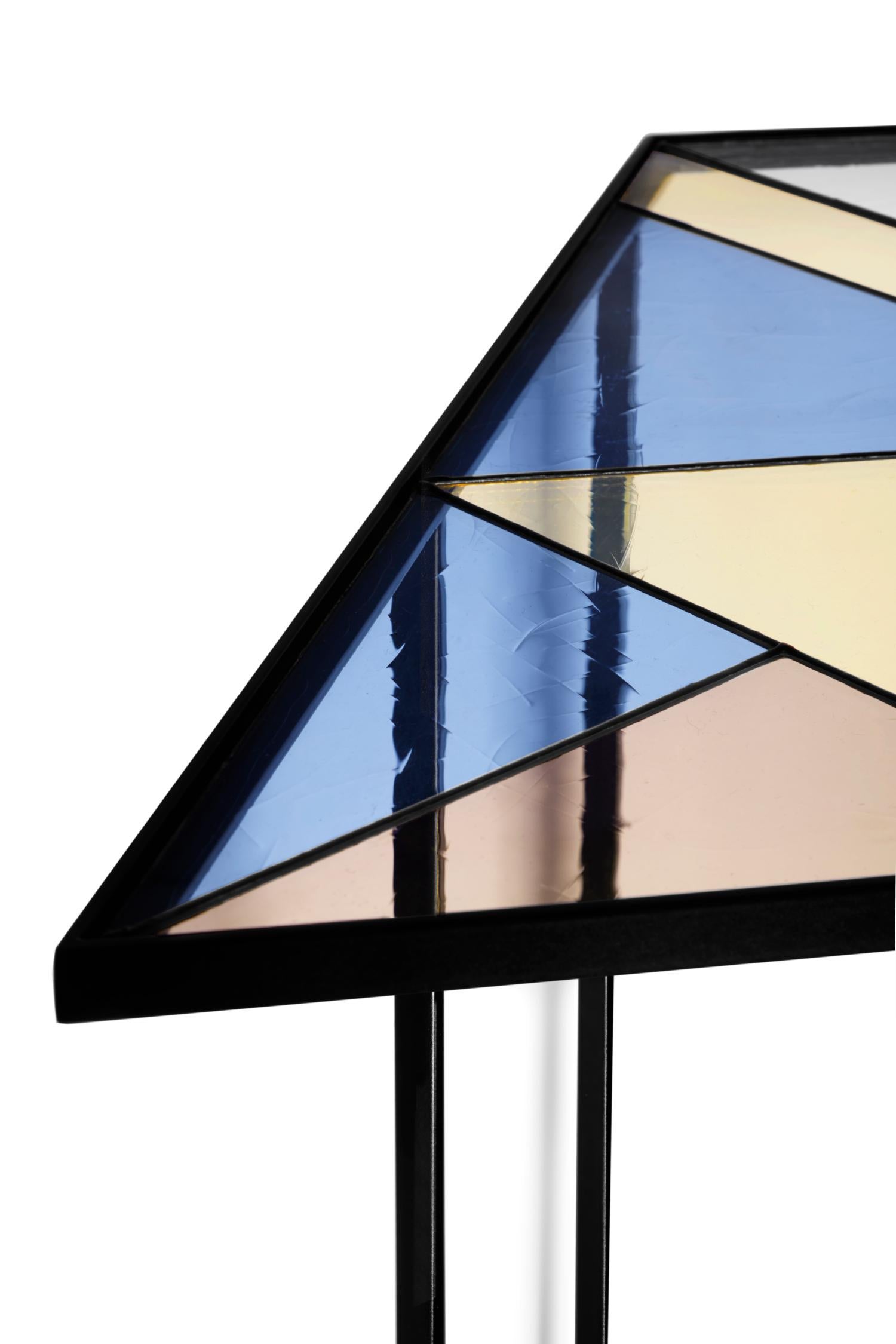 Buntglas-Couchtisch, Santissimi I, Serena Confalonieri (Moderne) im Angebot