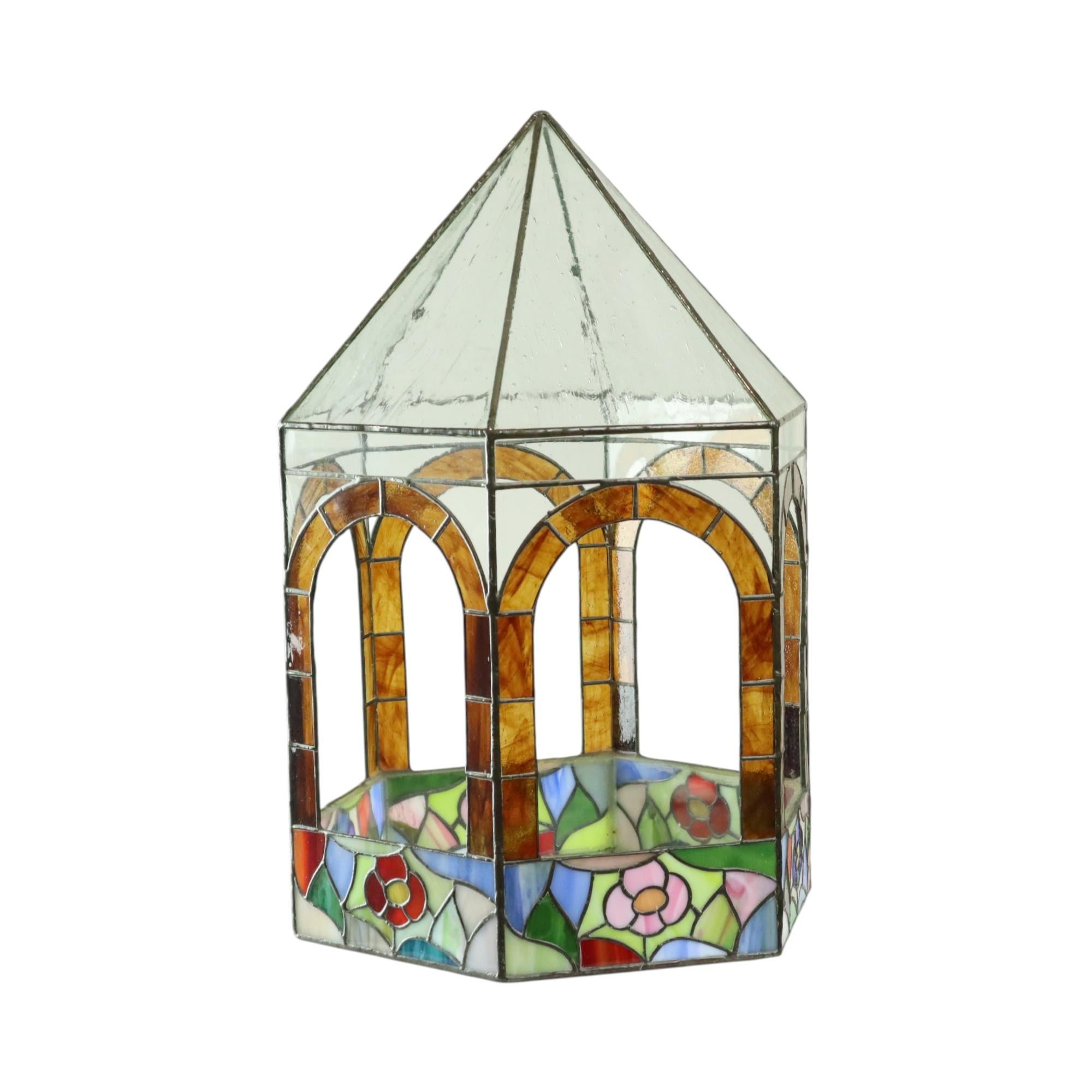 Stained glass Gazebo Kerzenständer Buntglas 45cm (20. Jahrhundert) im Angebot