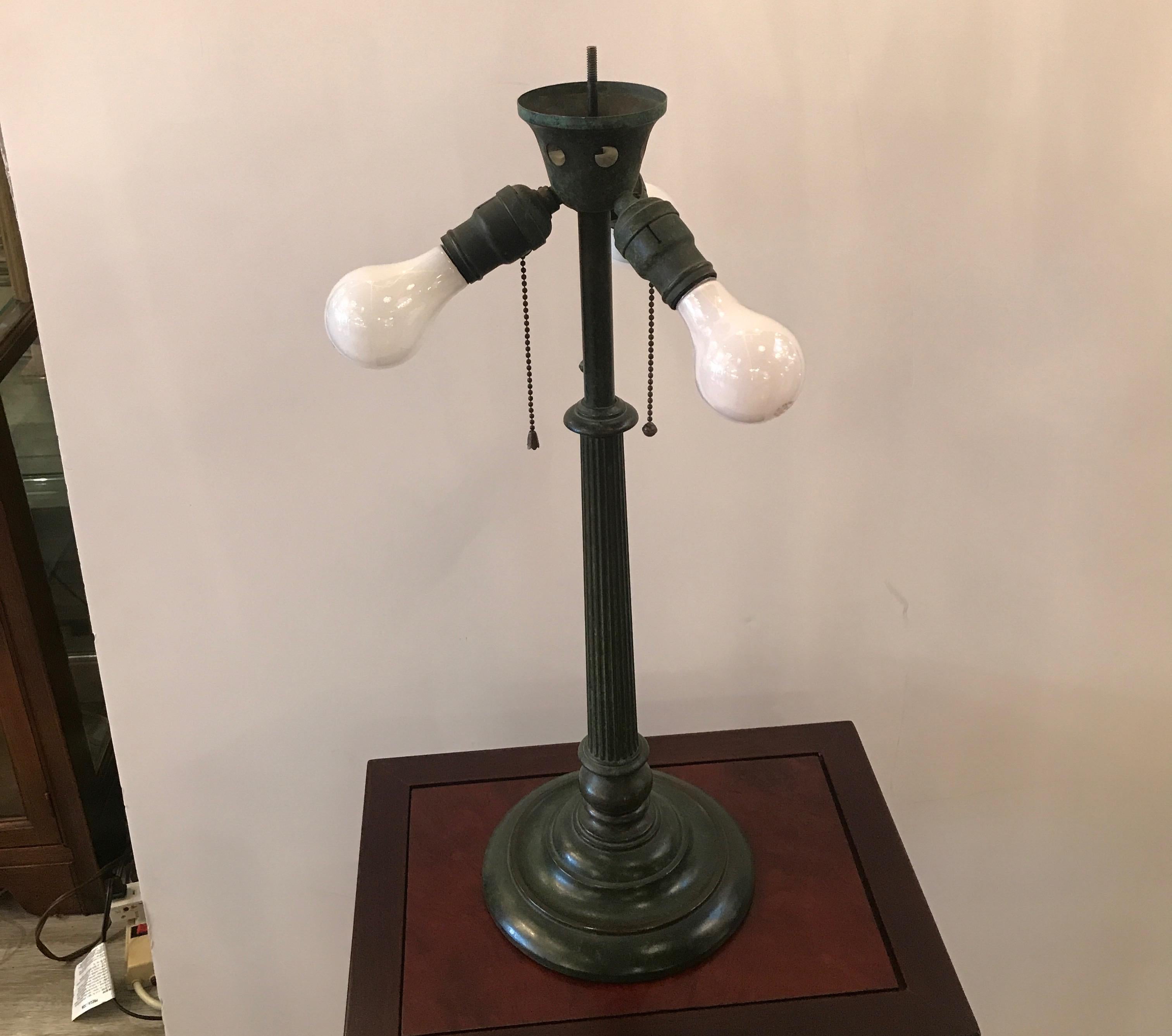 Stained Glass Lamp by Duffner and Kimberly In Good Condition In Lambertville, NJ