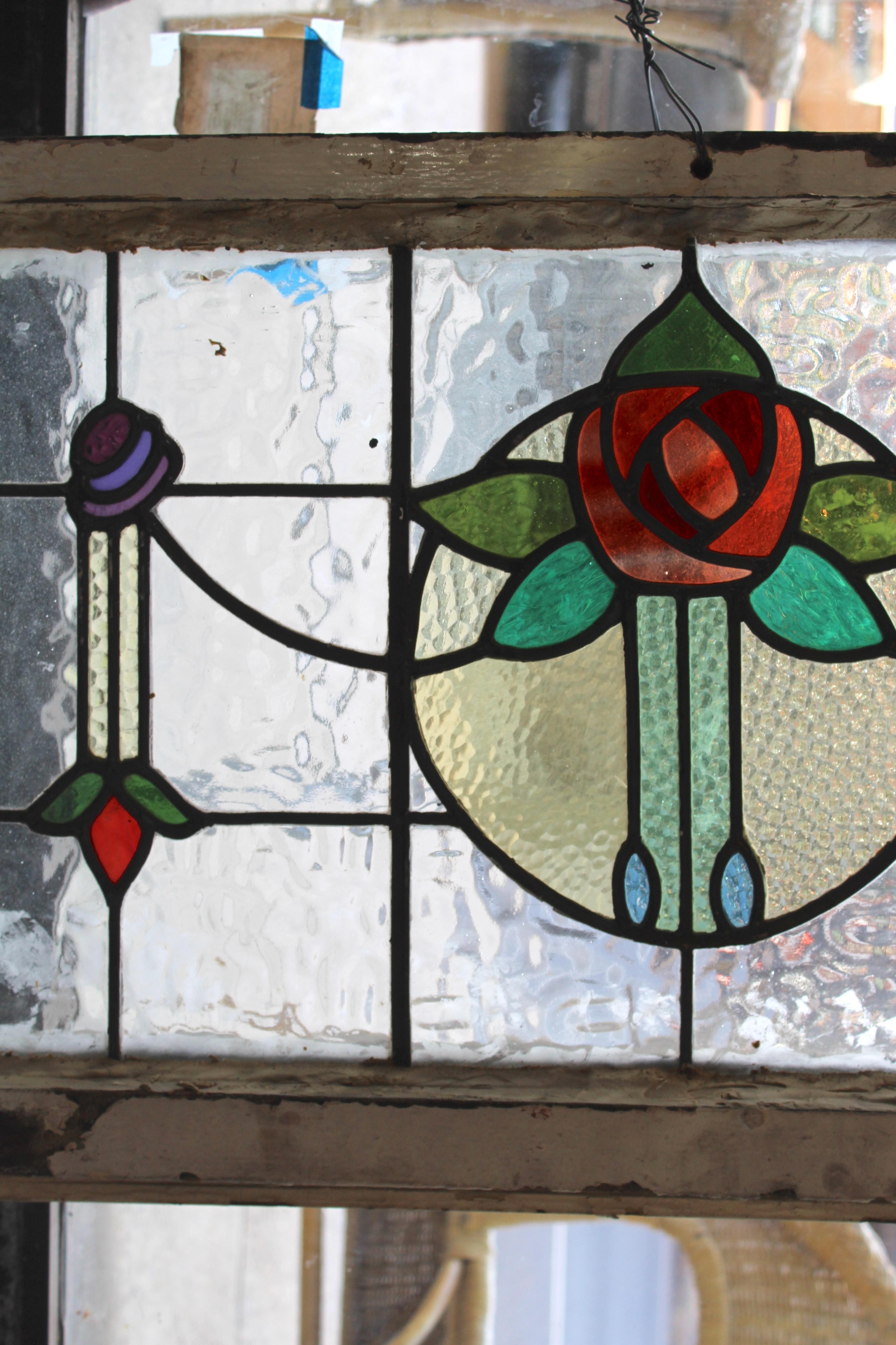 20ième siècle Vitrail avec roses 39