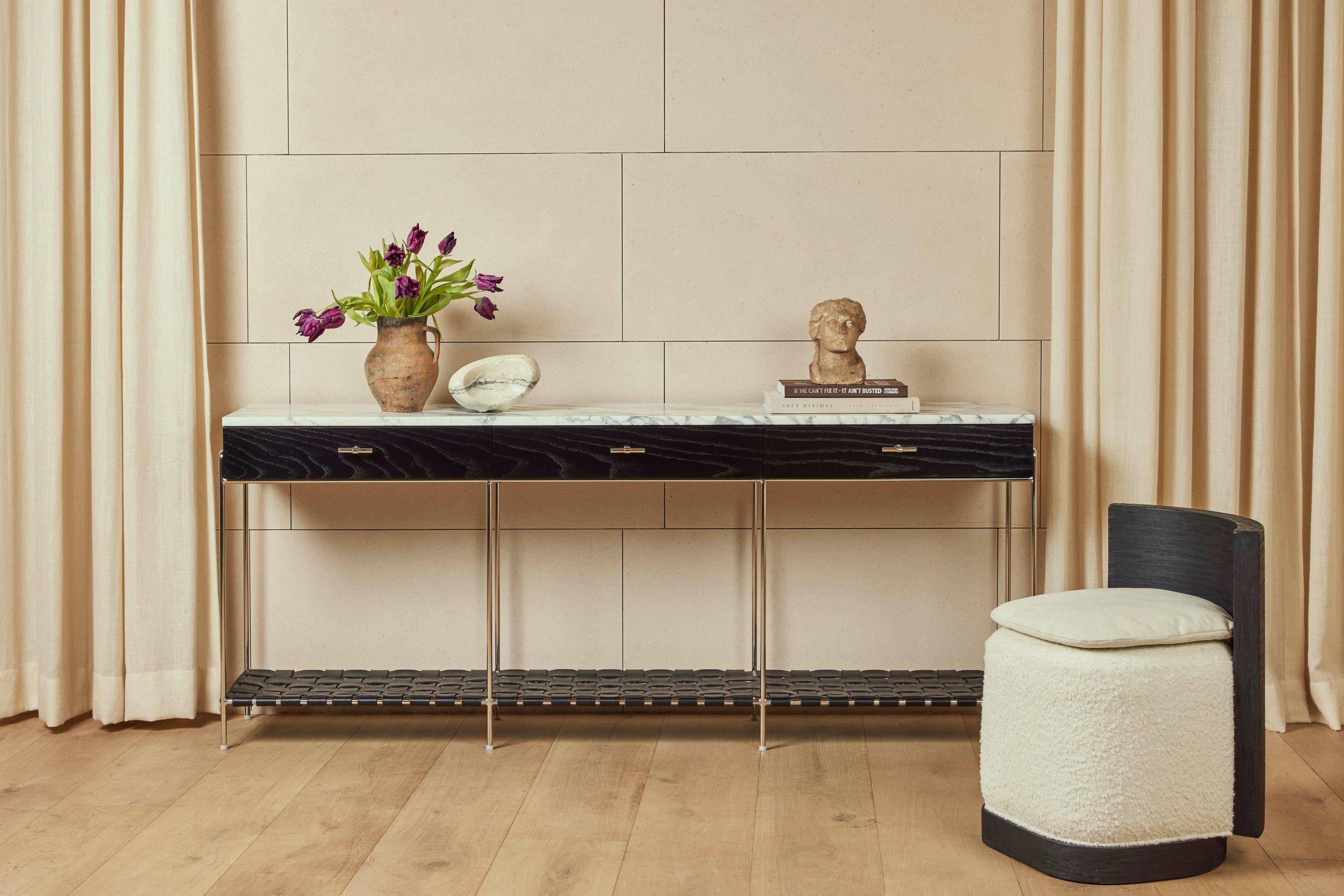 Console in Oak e marmo con ripiano in pelle intrecciata - nichelato lucido in vendita 3