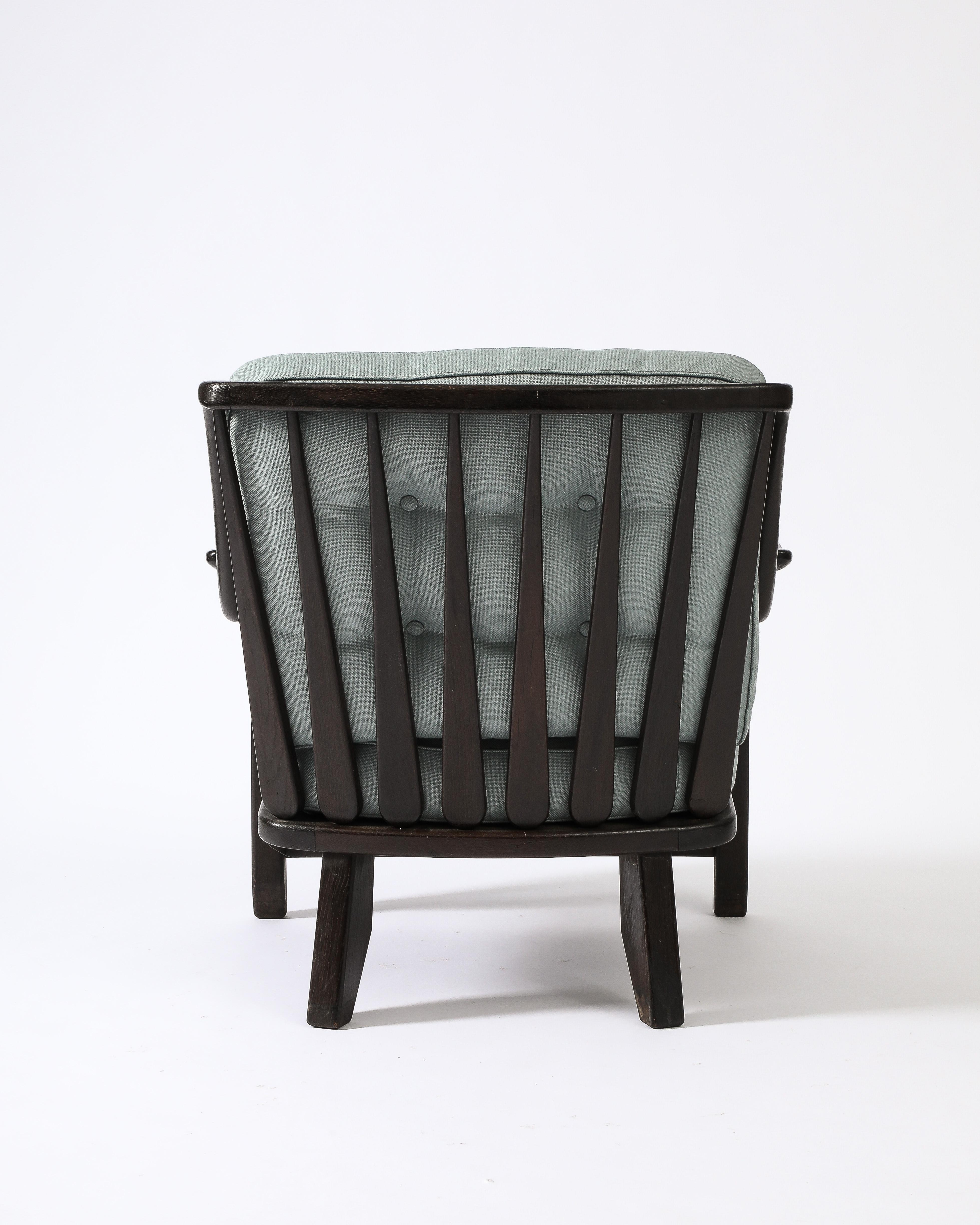 Sessel „Gregoire“ aus gebeizter Eiche von Guillerme et Chambron, Frankreich, um 1960 (Stoff) im Angebot