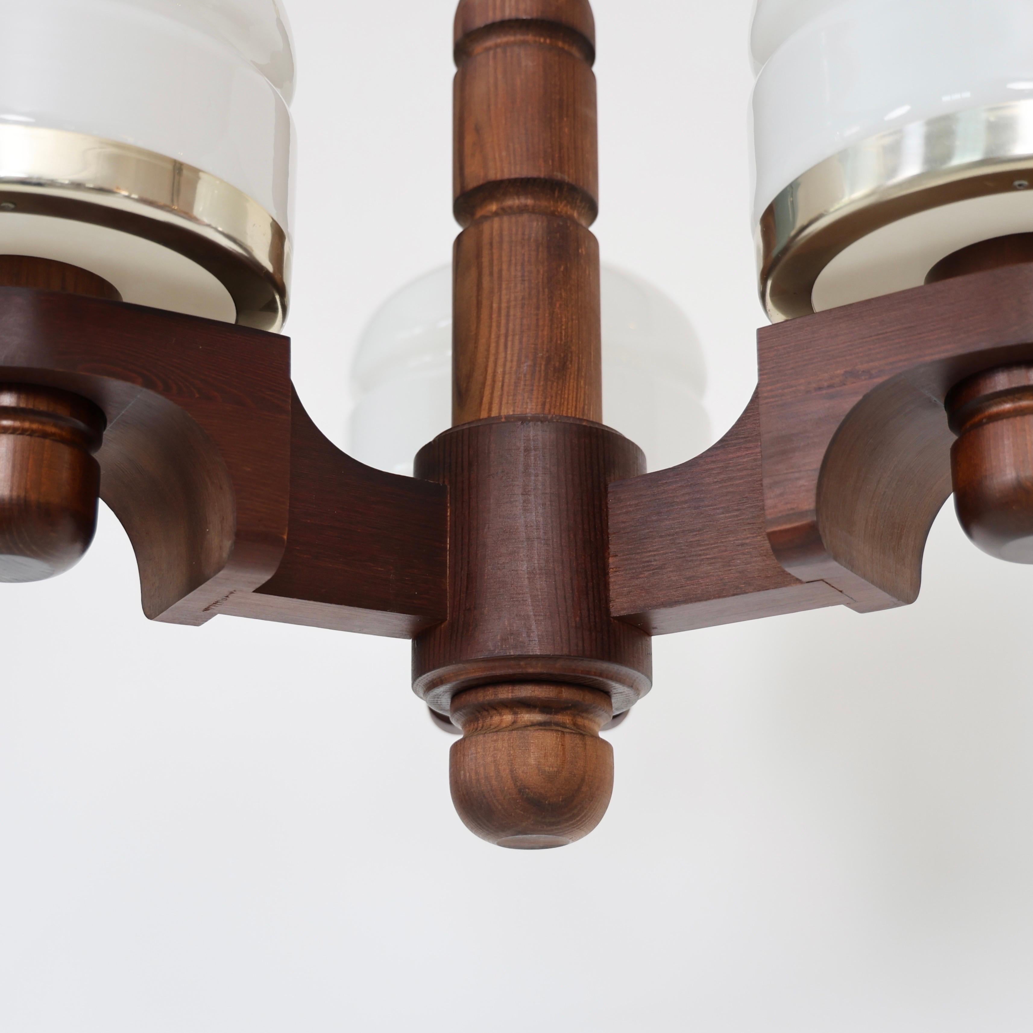 Lampadario in legno di pino macchiato di Jan Wickelgren, anni '70, Svezia in vendita 3