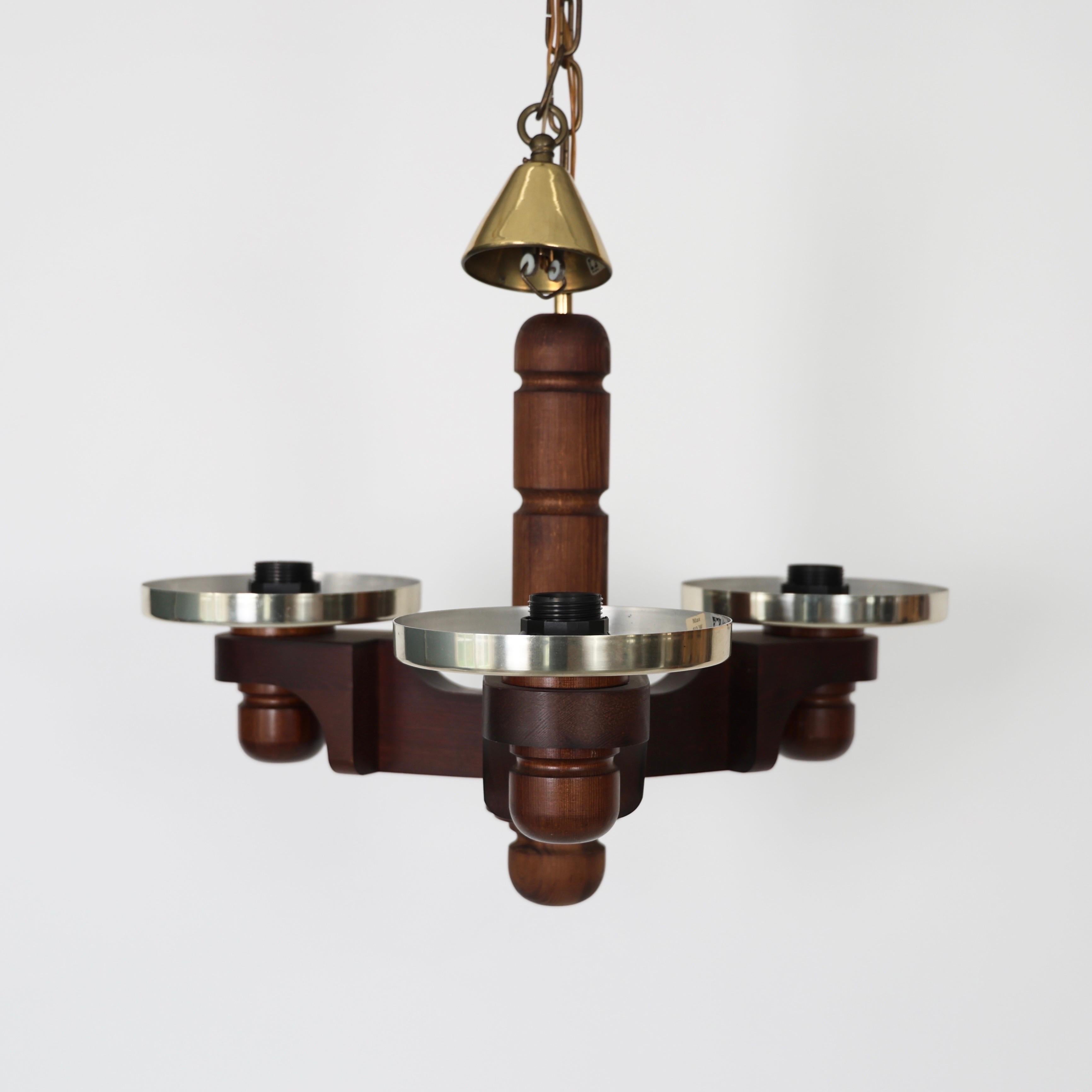 Lampadario in legno di pino macchiato di Jan Wickelgren, anni '70, Svezia in vendita 4