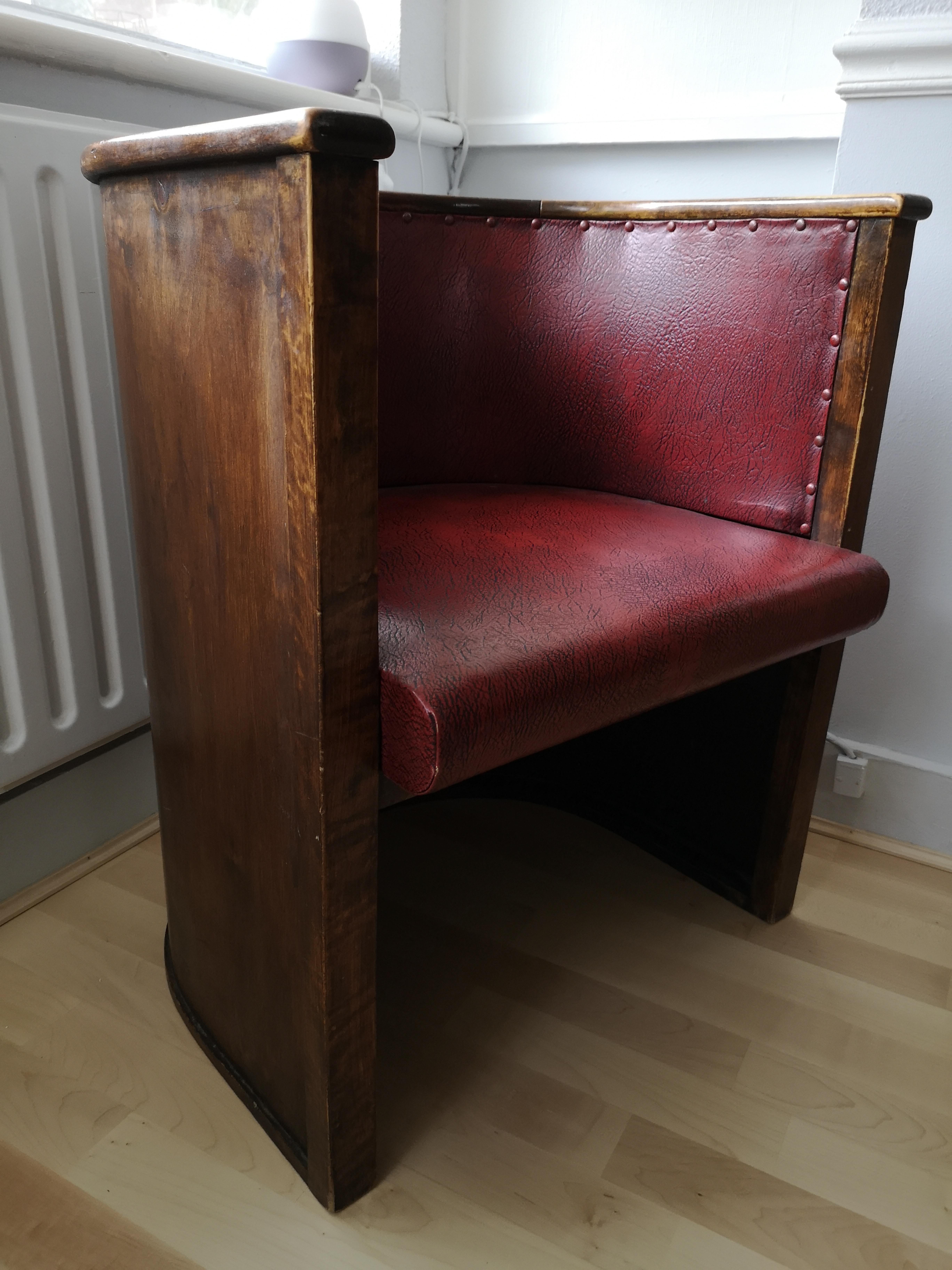 20th Century Stained Plywood and Faux Leather Restaurant Chair, Otto Korhonen / Alvar Aalto For Sale