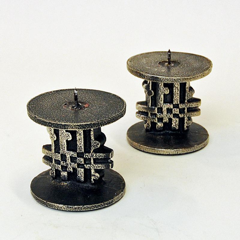 Late 20th Century Stainless Steel brutalist pair of cube candleholders by Olav Joa for Polaris 197 For Sale