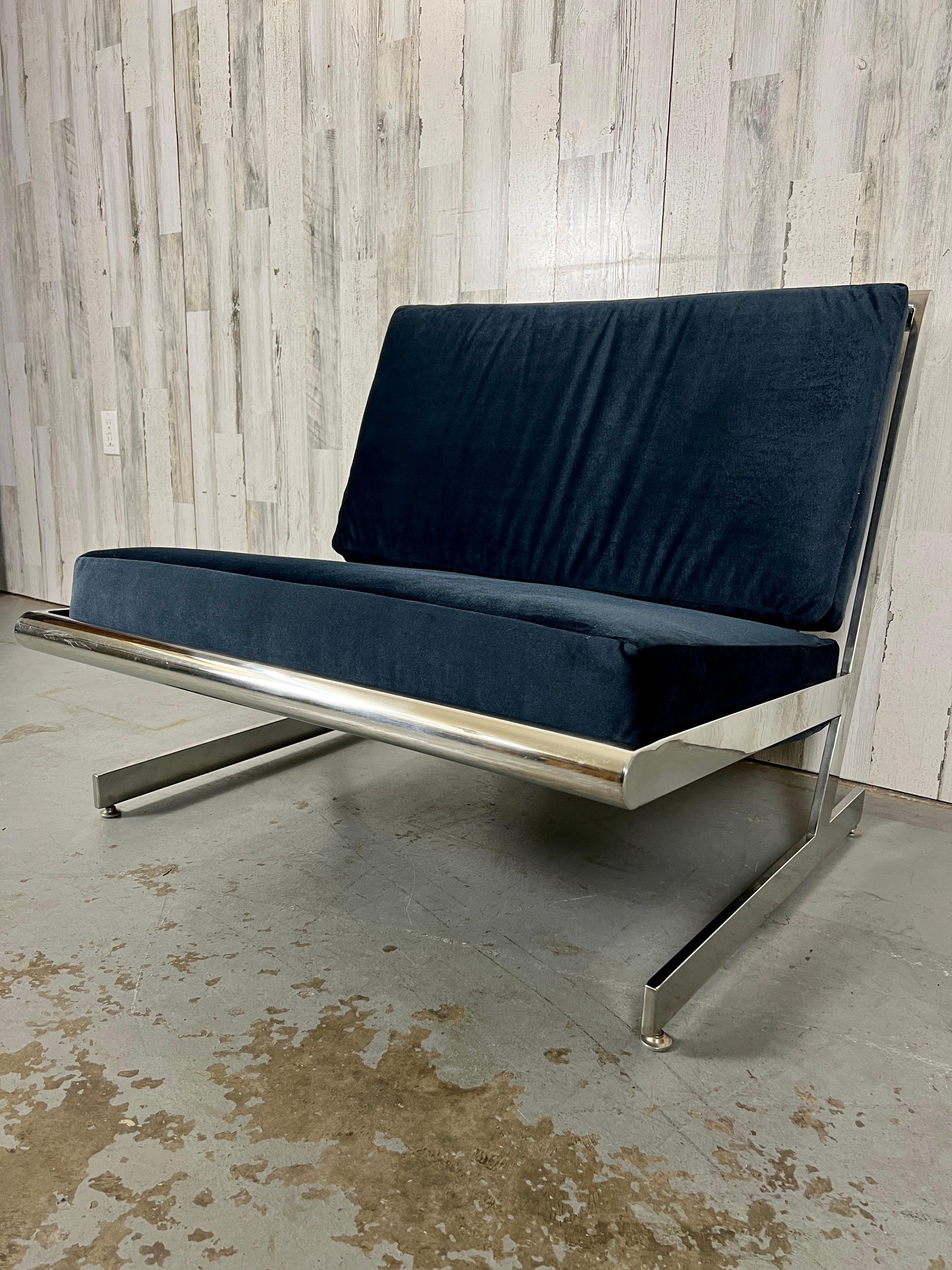 20th Century Stainless Steel Cantilevered Lounge Chair For Sale