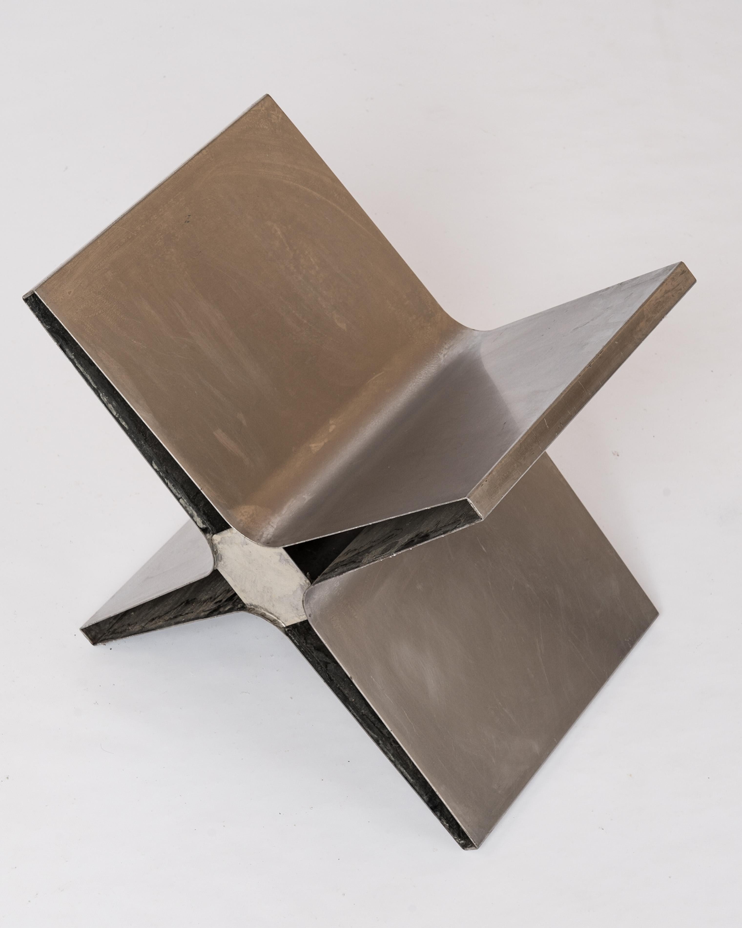Crossförmiger „Kuhtisch“ aus Edelstahl von Etienne Fermigier aus Edelstahl – Frankreich 1960er Jahre im Angebot 1