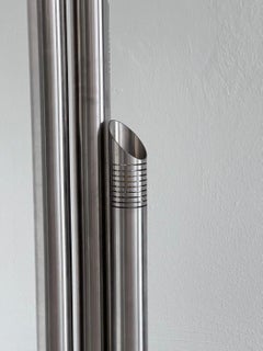 Lampada da terra in acciaio inossidabile di Fontana per Reggiani, design italiano da collezione