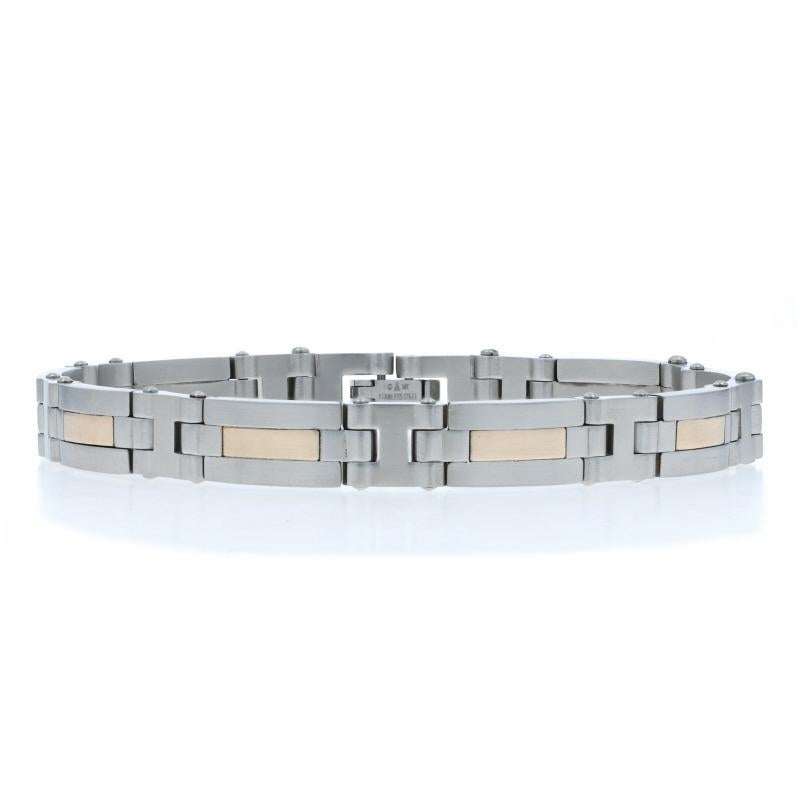 Contenuto metallico: Steele e oro giallo 14k

Stile del bracciale: Anello

Misure

Larghezza della catena: 11/32