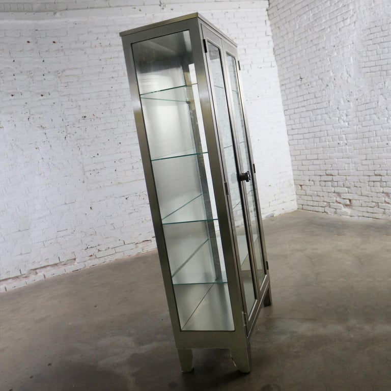 Stainless Steel Industrial Display Apothecary Medical Cabinet with Glass Doors 6 In Good Condition In Topeka, KS
