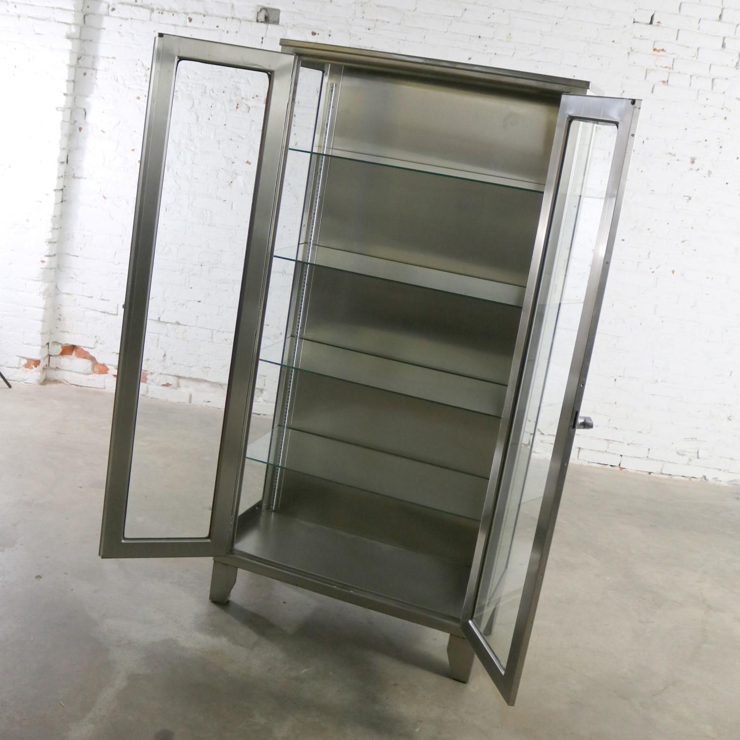 Stainless Steel Industrial Display Apothecary Medical Cabinet with Glass Doors 6 In Good Condition In Topeka, KS