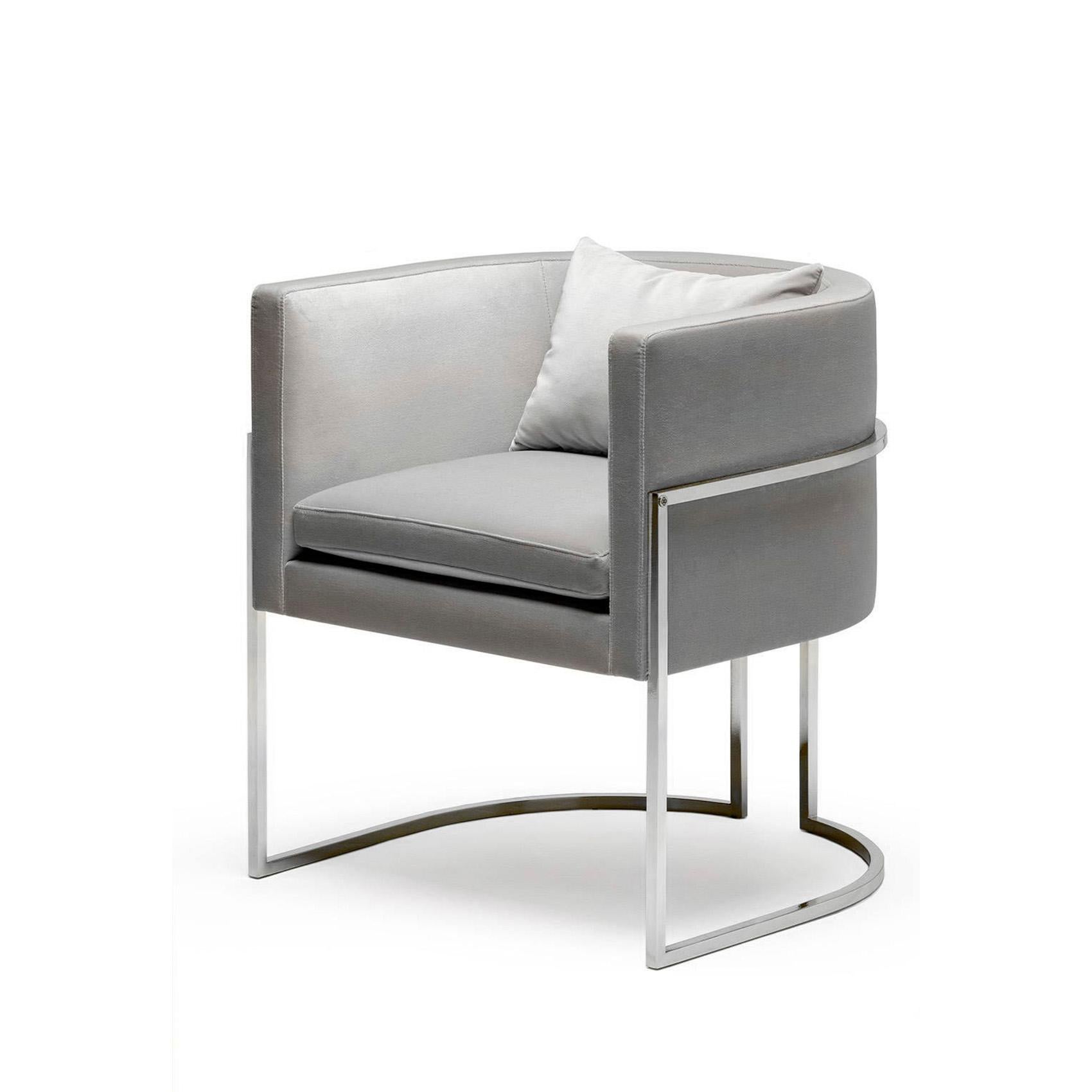 Stainless Steel Julius Chair by Duistt
Dimensions: W 62 x D 62 x H 71 cm
Materials: Duistt Fabric and Stainless Steel

The JULIUS stainless steel chair, crafted with great attention to detail, gives us clean and modern lines always with a strong