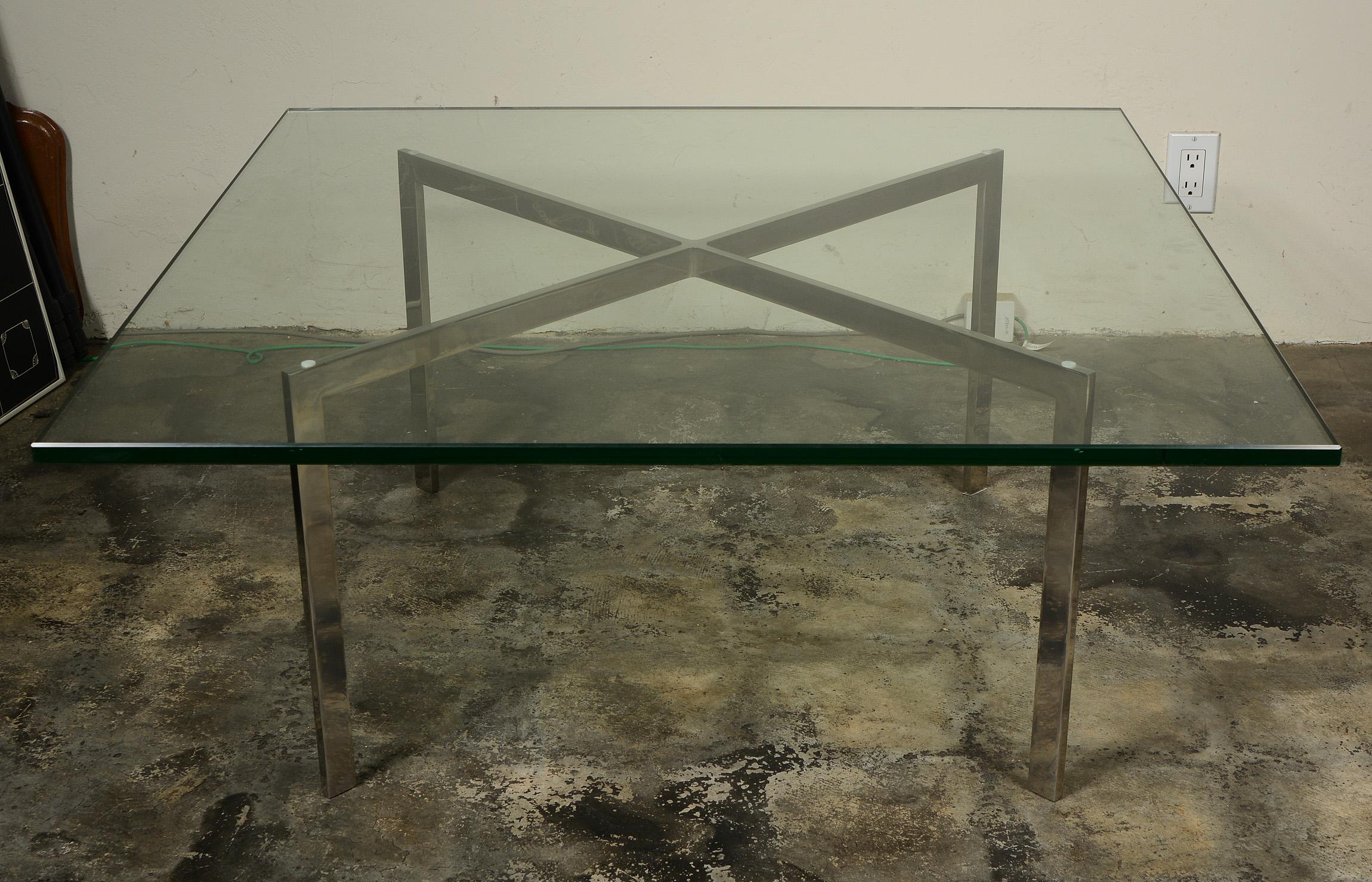 Américain Table en acier inoxydable Knoll Ludwig Mies Van Der Roe Barcelona en vente