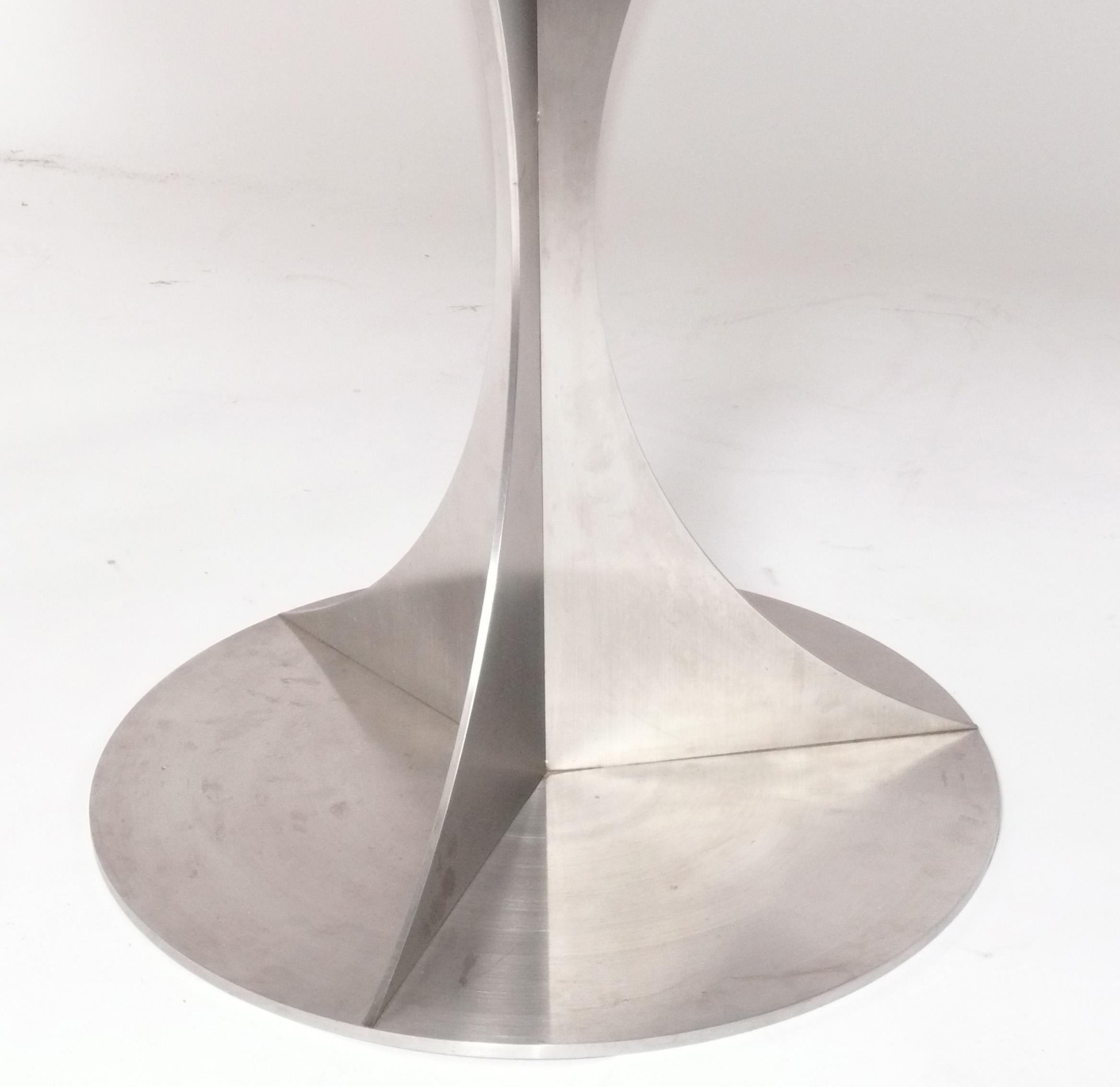 Mid-Century Modern Table de salle à manger en acier inoxydable et bois laqué Maria Pergay Style Mid Century 42