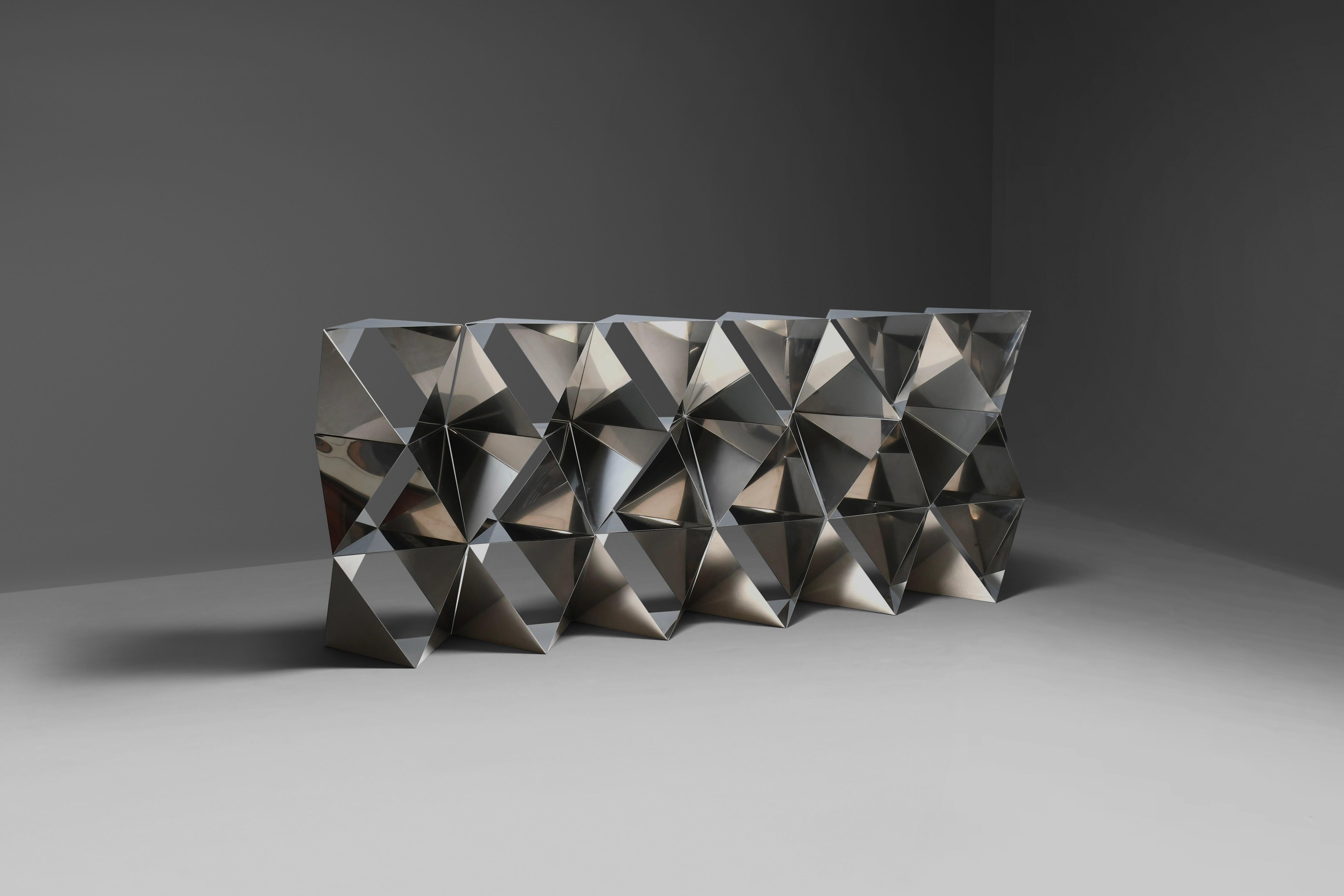 italien Séparation de pièces / bibliothèque en acier inoxydable Manfredo Massironi pour Arrmet-Italie 1977 en vente