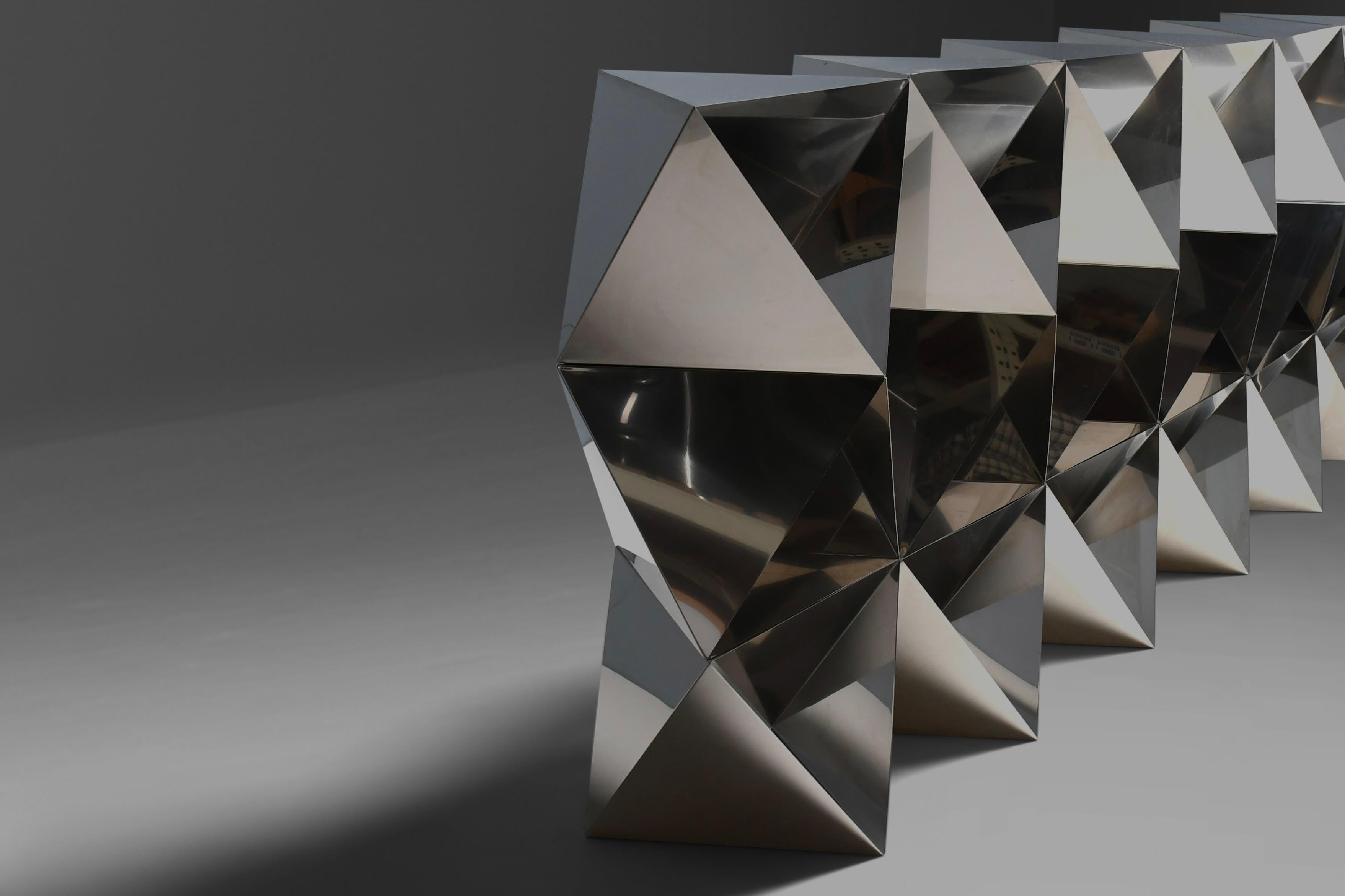 20ième siècle Séparation de pièces / bibliothèque en acier inoxydable Manfredo Massironi pour Arrmet-Italie 1977 en vente