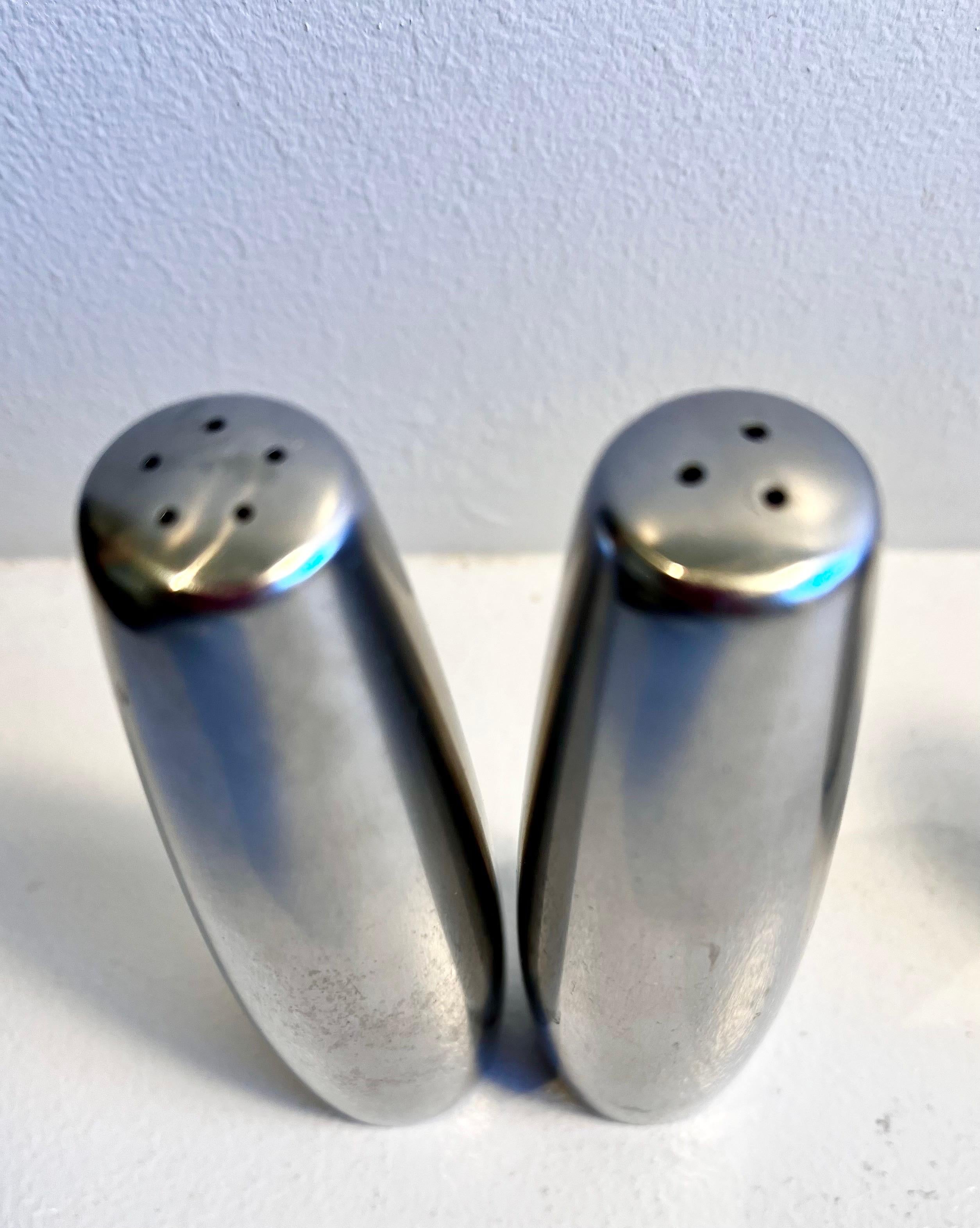 Salero y pimentero de acero inoxidable de Jens Quistgaard para Dansk Designs en venta 4