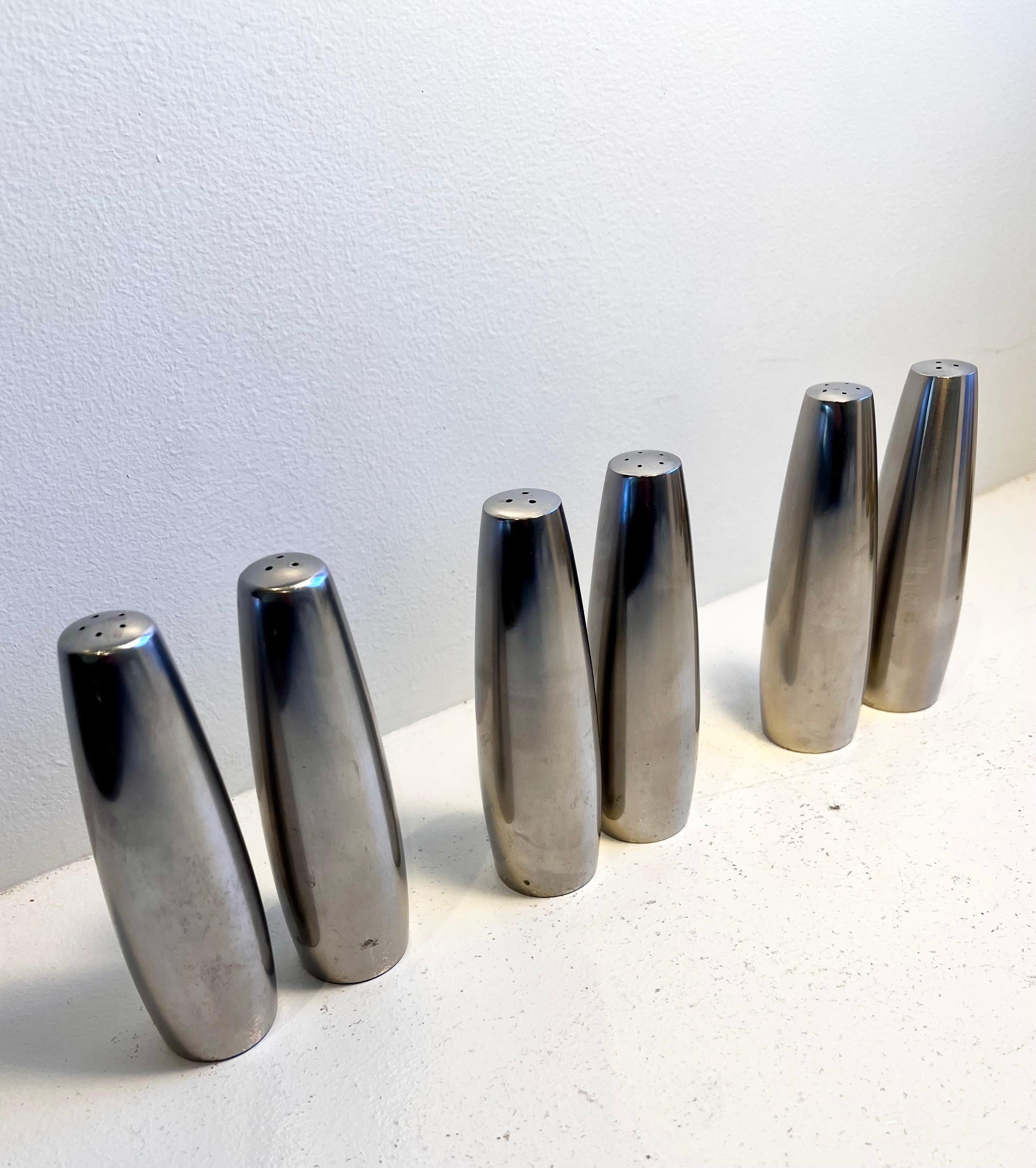 Salero y pimentero de acero inoxidable de Jens Quistgaard para Dansk Designs Danés en venta