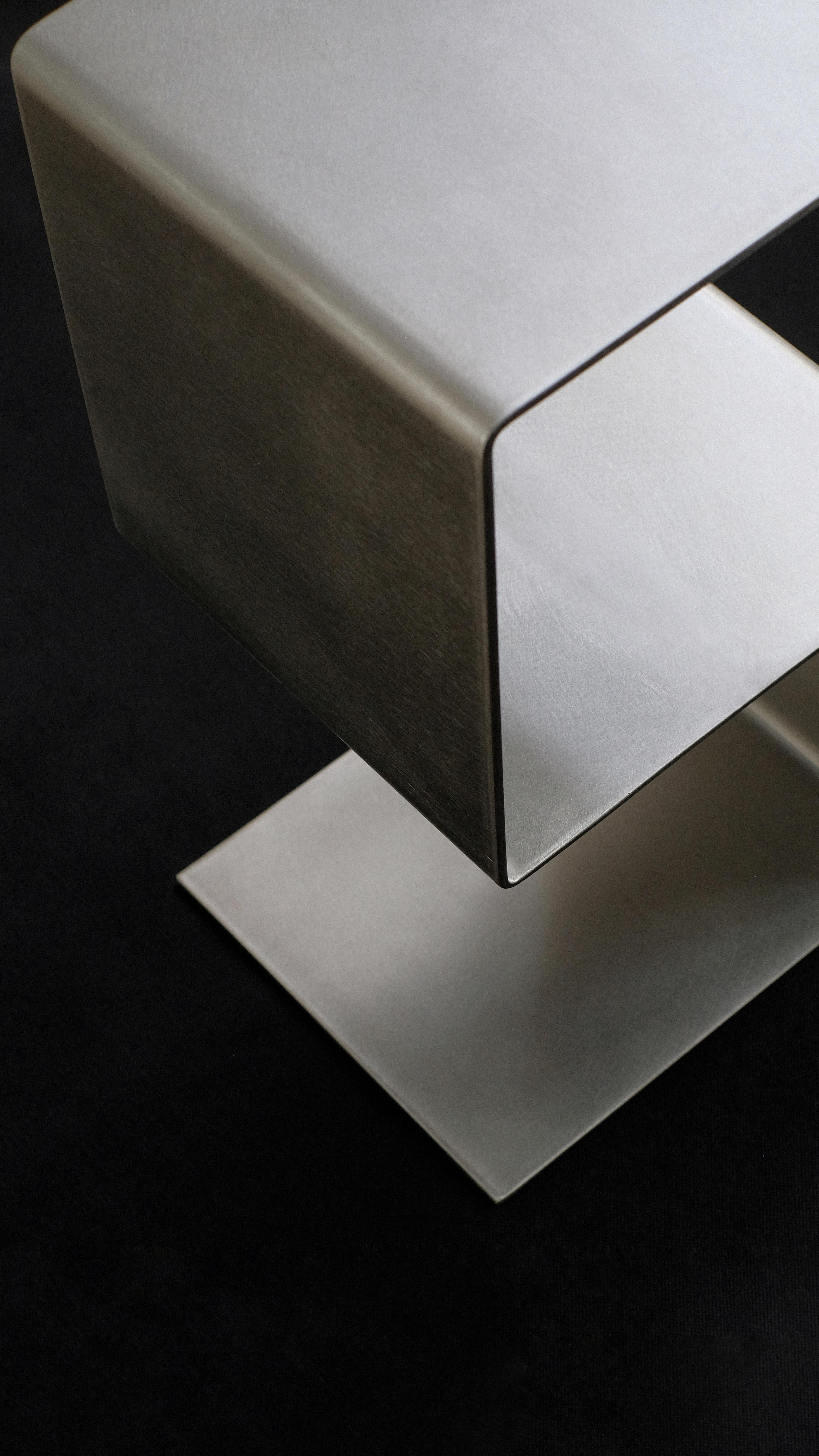 Stainless Steel Side Table by Petra Madalena In New Condition For Sale In Geneve, CH