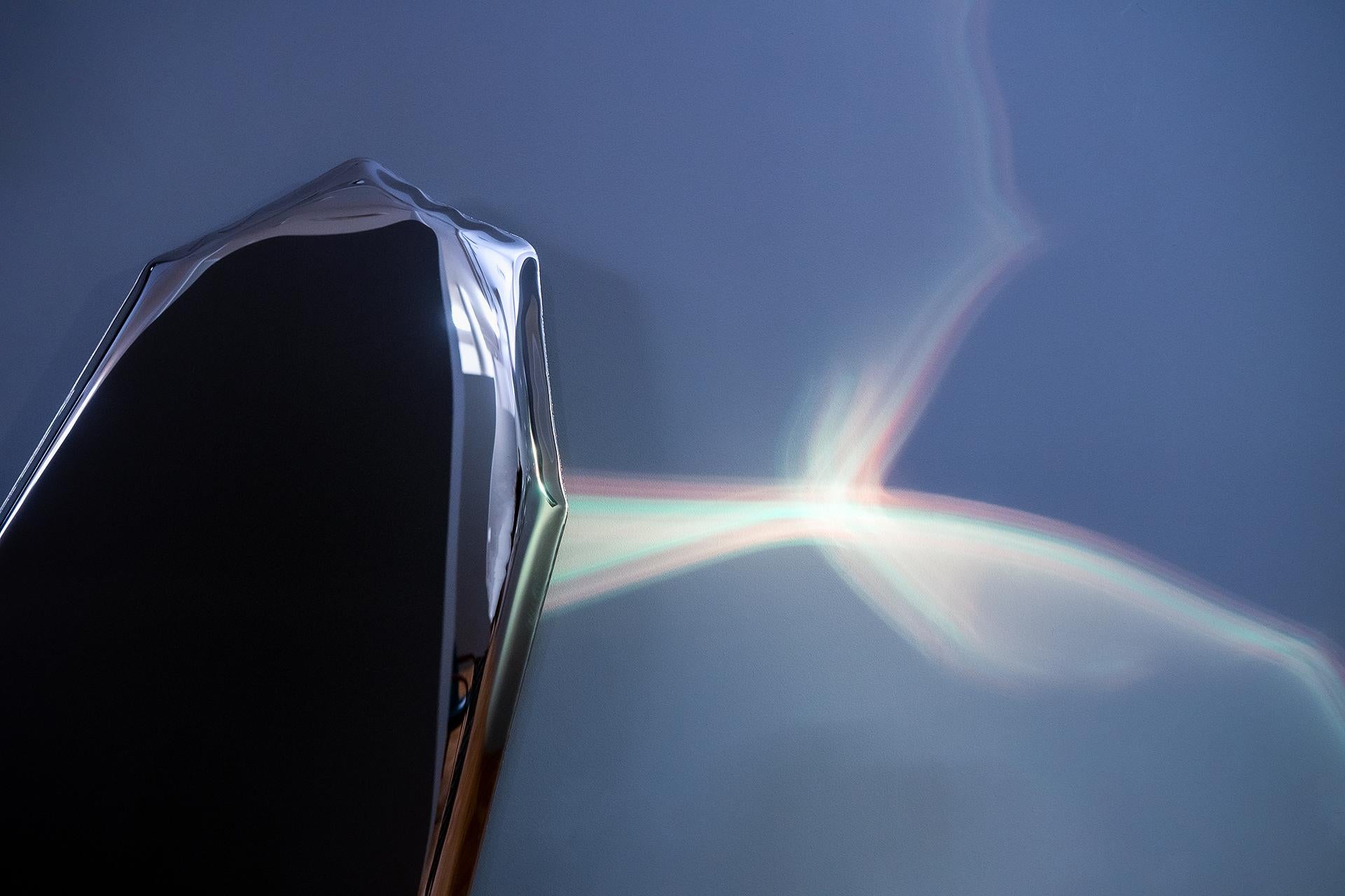 Specchio da parete scultoreo in acciaio inox Tafla C2 di Zieta in vendita 4