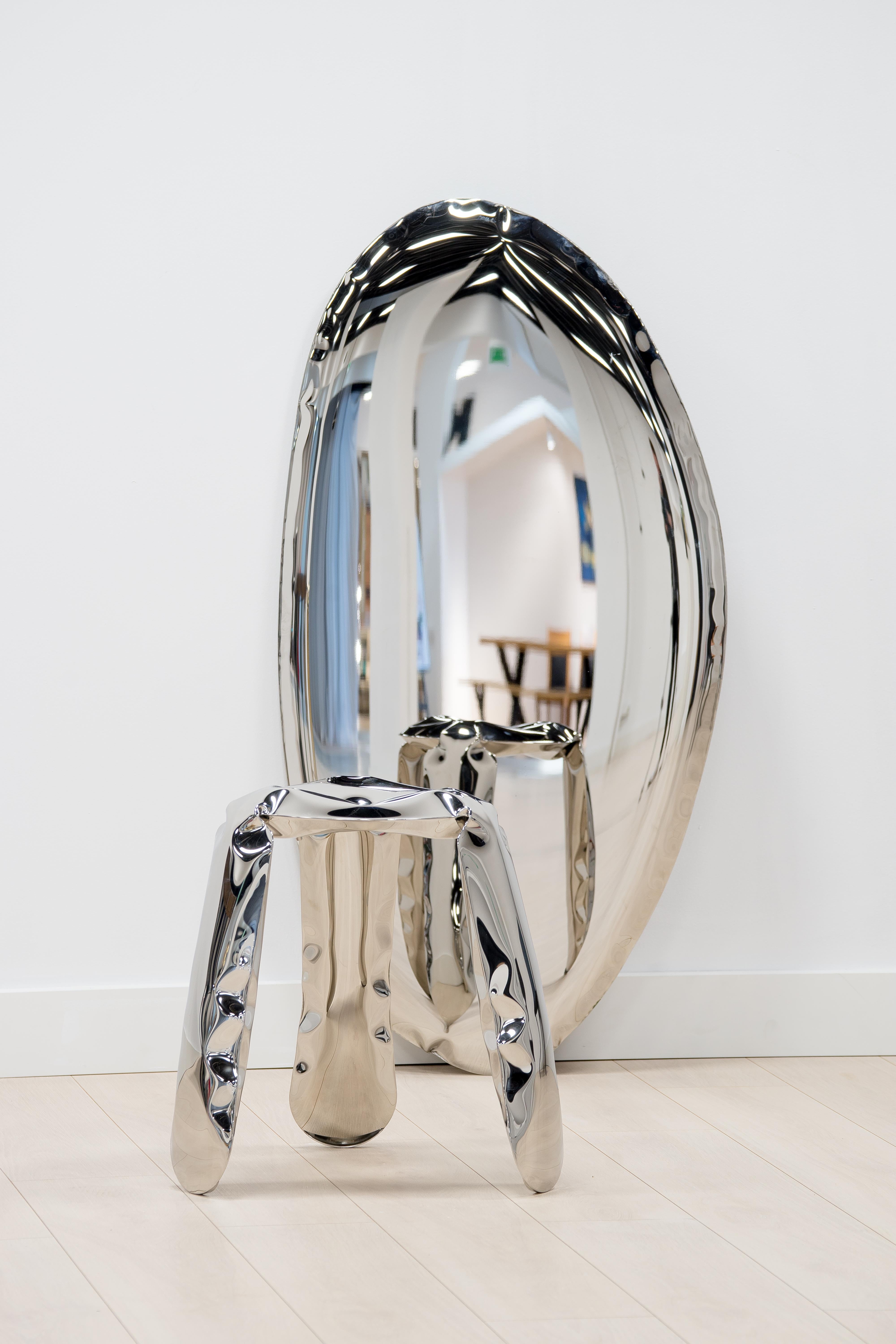 Poli Miroir mural Tafla O1 en acier inoxydable de Zieta en vente