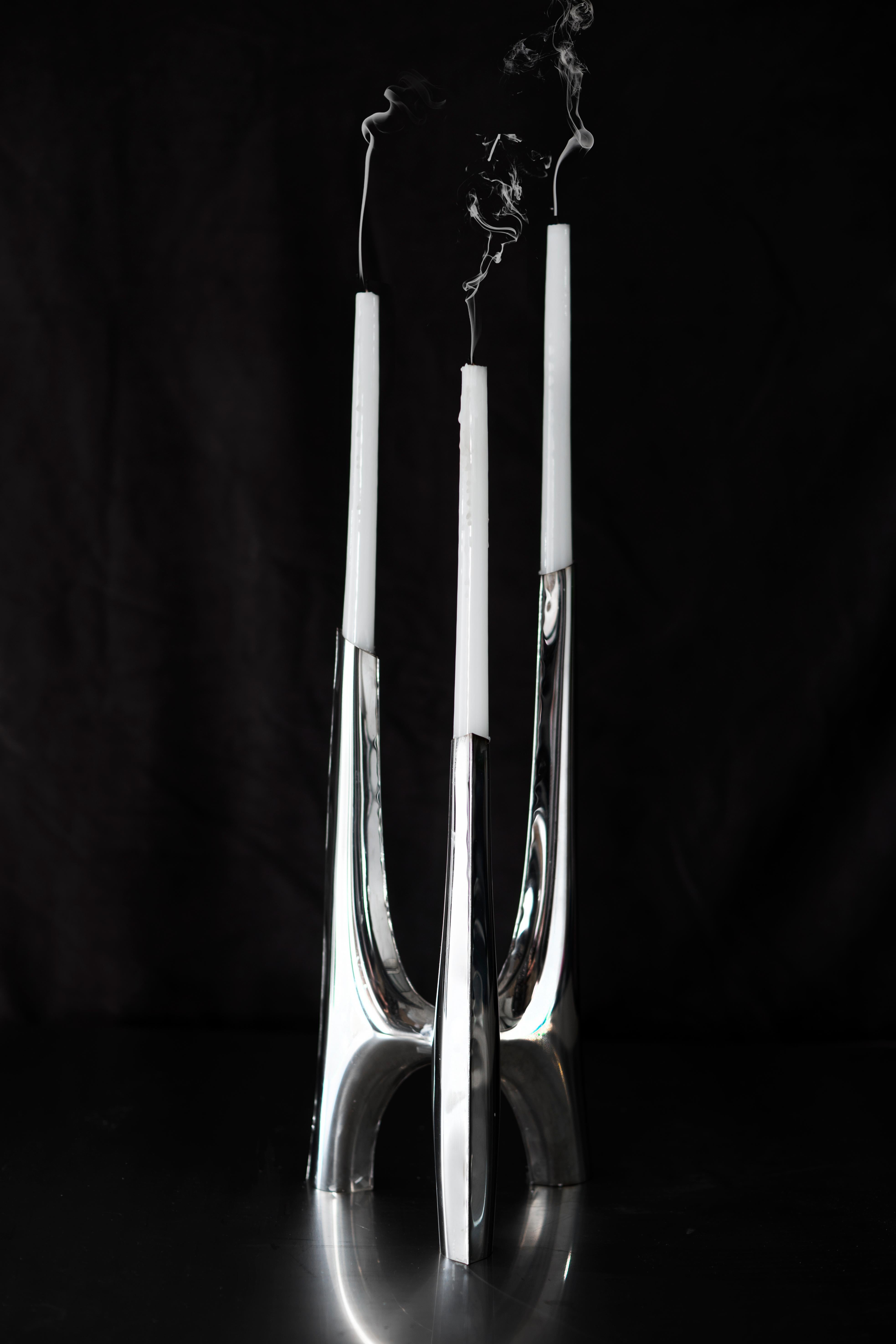 Candelabro de acero inoxidable Triglav 83 Portavelas de plata by Zieta en venta 3