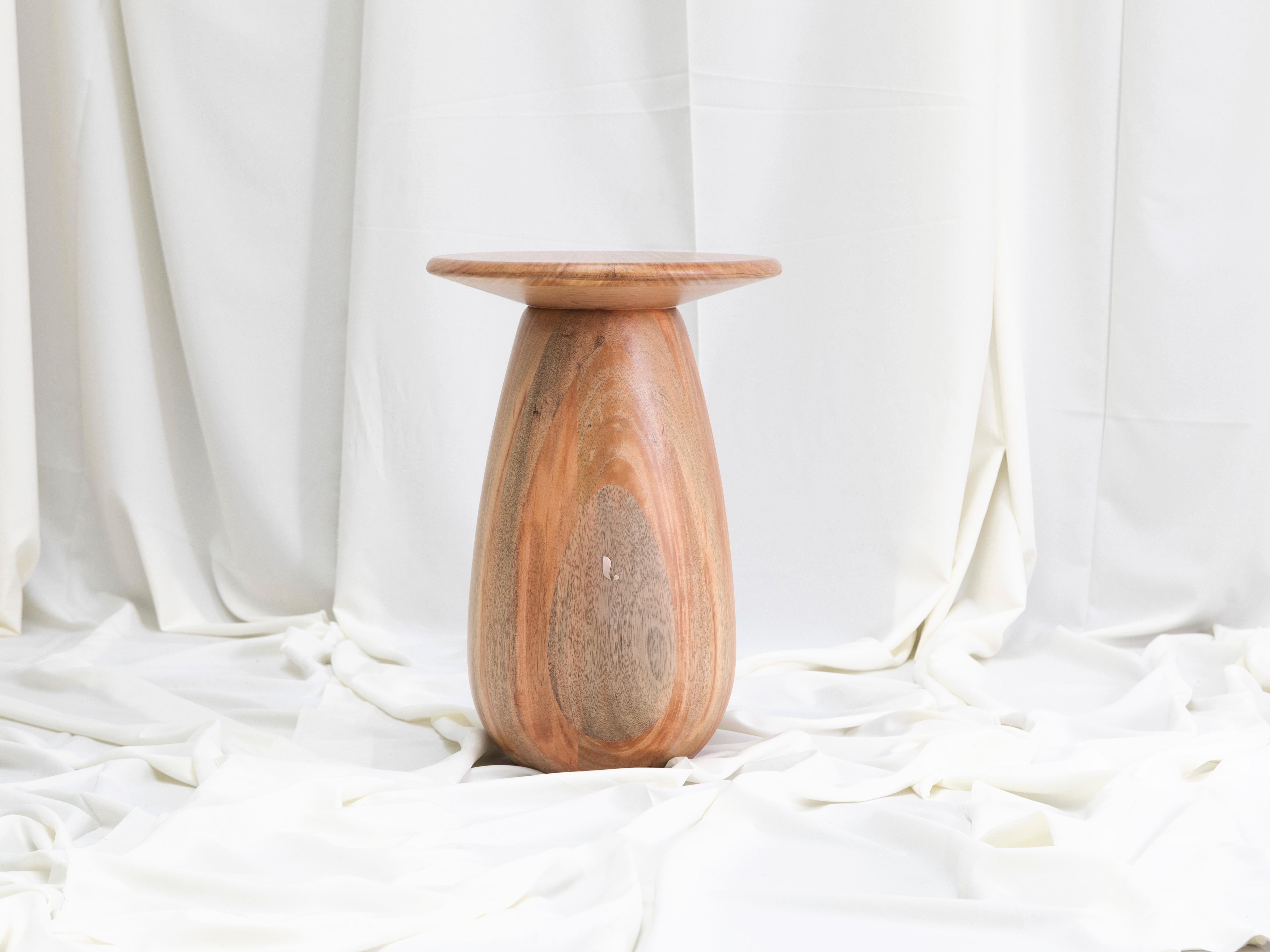 Stalgia beistelltisch von Laluz (Bronze) im Angebot