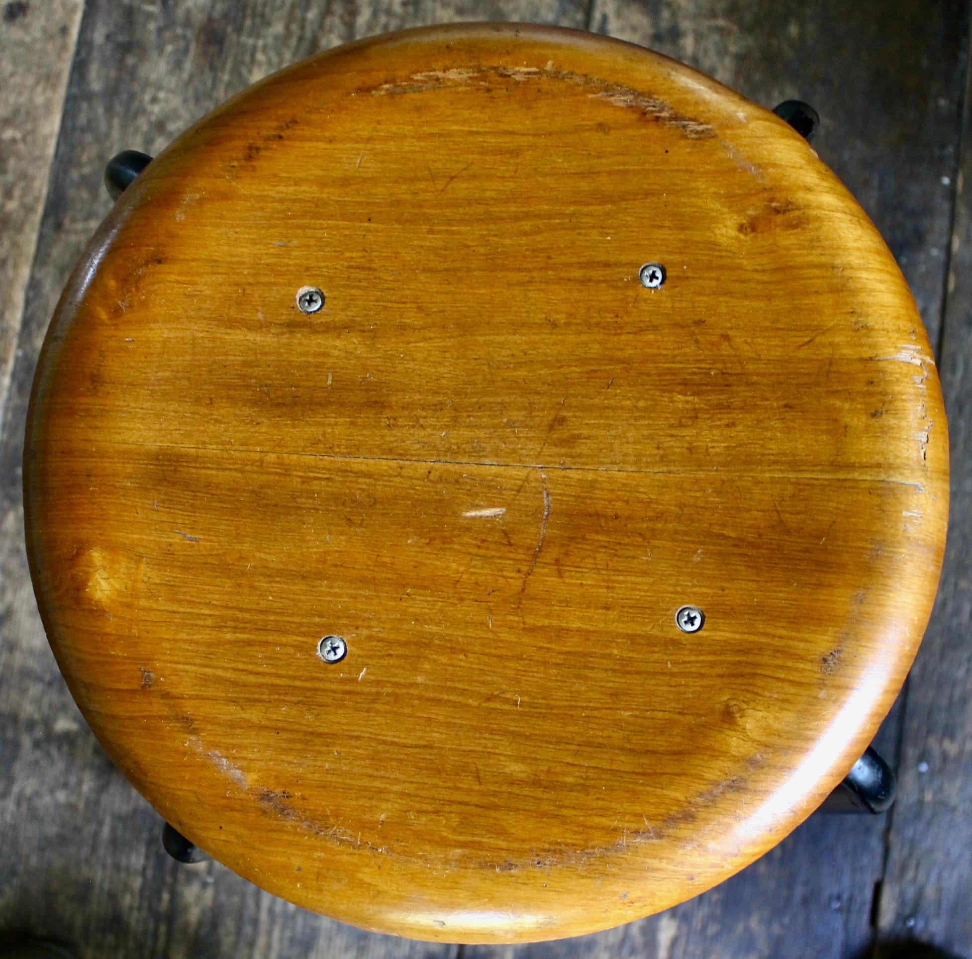 Taburete Stalmobler Madera curvada y acero en Bueno estado para la venta en Sharon, CT