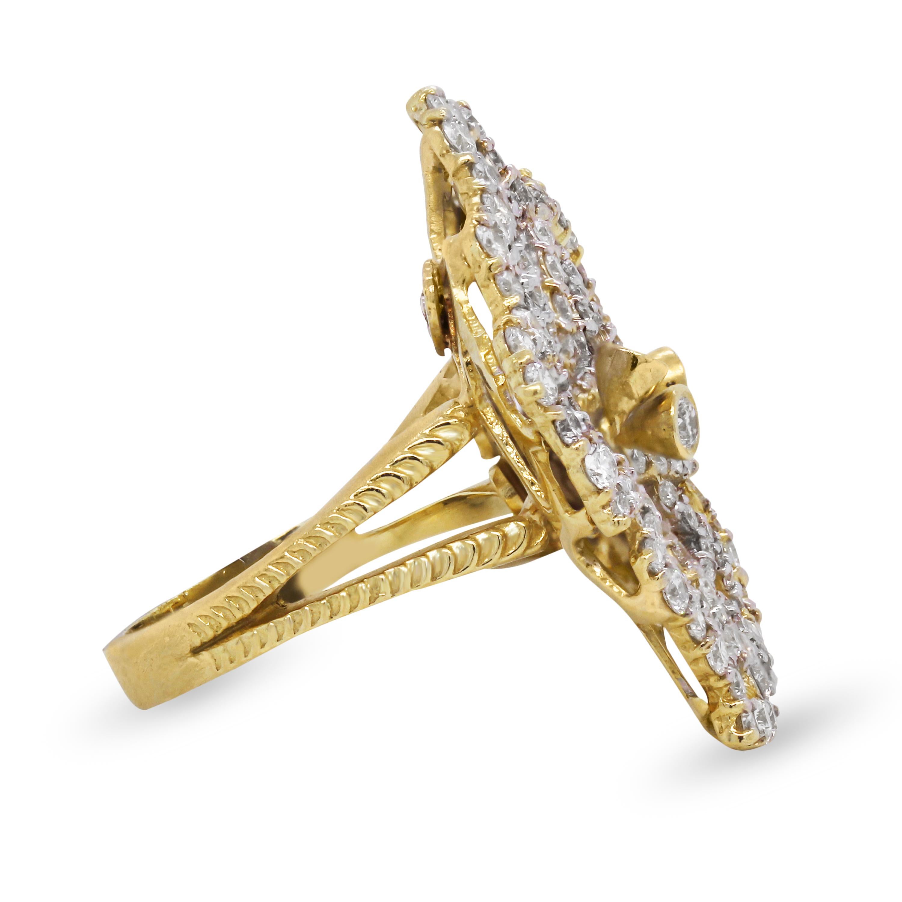 Stambolian 18 Karat Gold und Diamant Blumenmotiv Hibiskusblüte Cocktail-Ring (Rundschliff) im Angebot