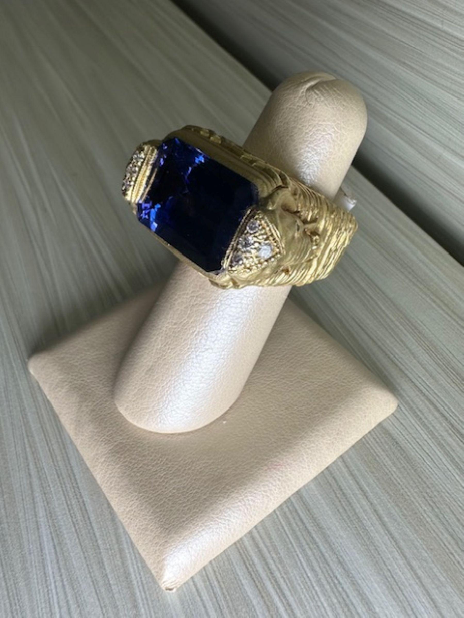 Stambolian - Anello di tanzanite da 18,17 carati con diamanti da 0,43 carati e accenti di elefante in vendita 8