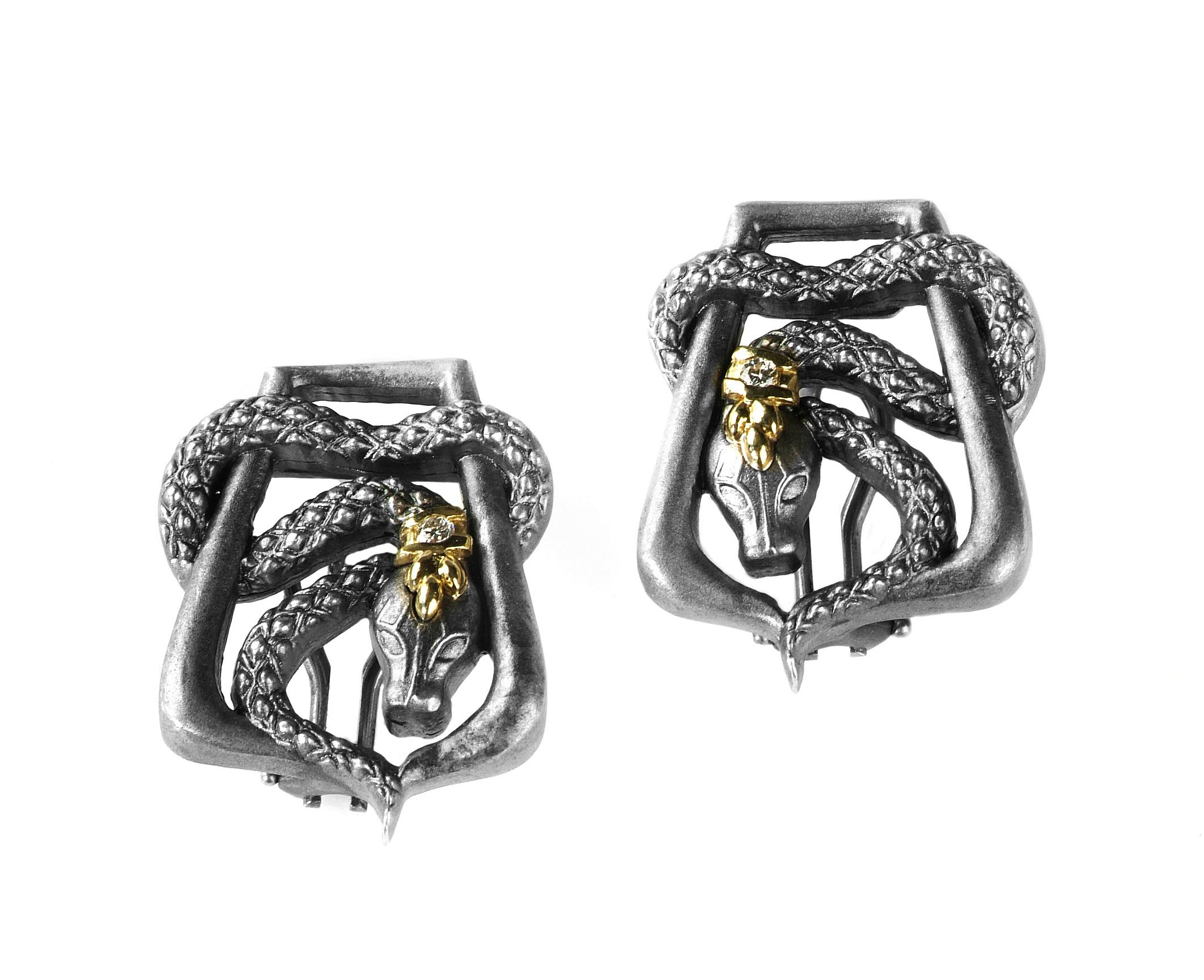 Stambolian Aged Silver and Gold Snake Cufflinks In New Condition In Boca Raton, FL
