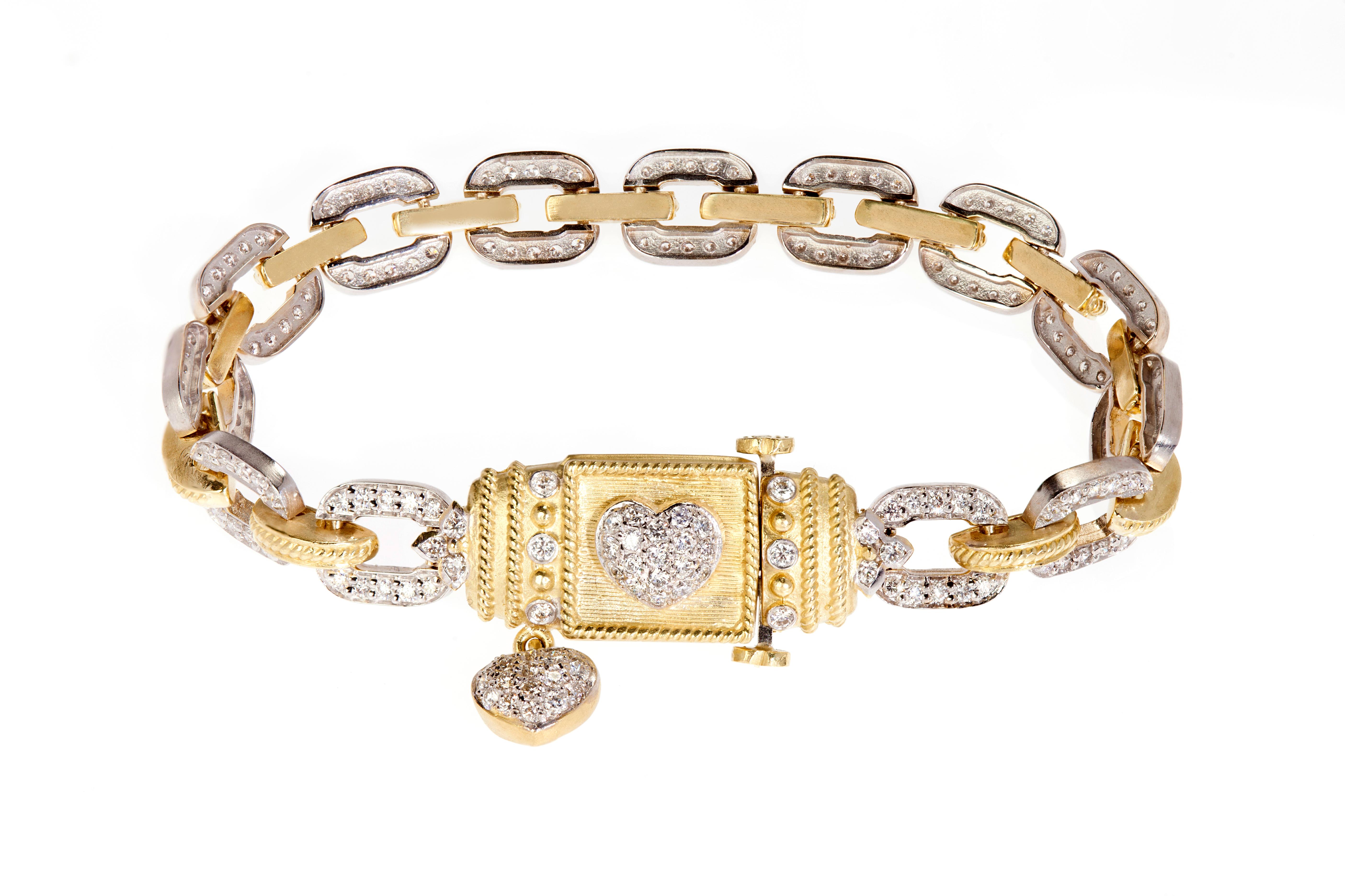 Stambolian Diamond Link Bracelet with Hearts In New Condition In Boca Raton, FL