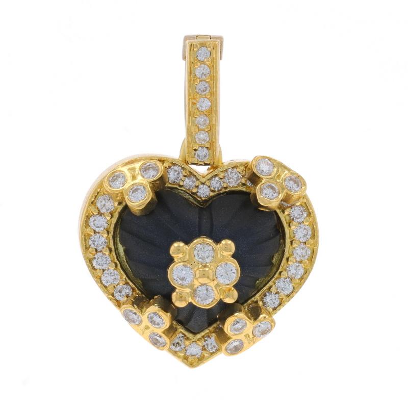 Marque : Stambolian

Contenu du métal : Or jaune 18k et or blanc 18k

Informations sur les pierres

Onyx naturel
Coupe : Sculpté
Couleur : Noir

Diamants naturels
Carat(s) : .50ctw
Coupe : Brillant rond
Couleur : G - H
Clarté : VS1 - VS2

Total des