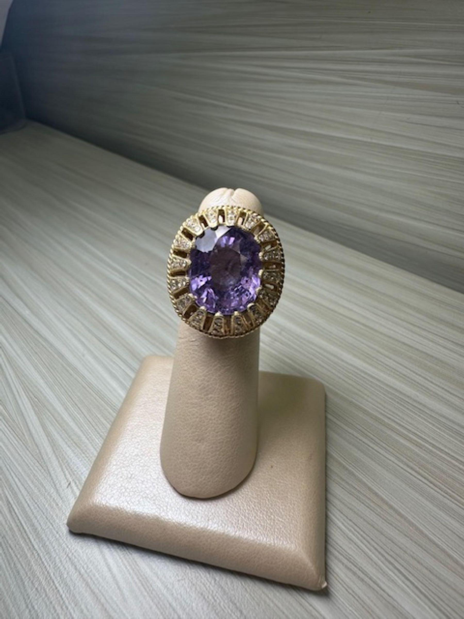 Stambolian Rare Elegance - Anello con tormalina viola da 11,80 carati e diamanti da 1,02 carati in vendita 1