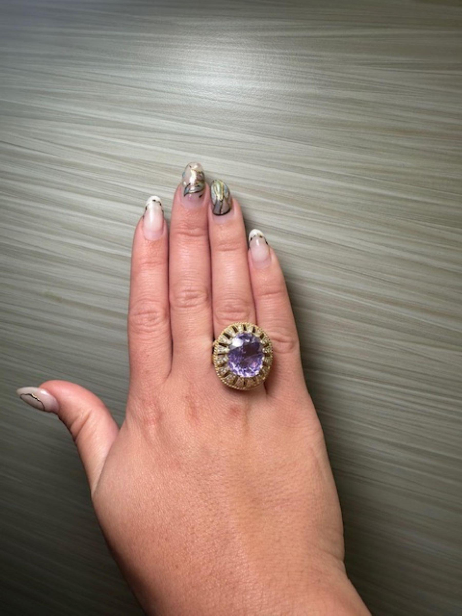 Stambolian Rare Elegance - Anello con tormalina viola da 11,80 carati e diamanti da 1,02 carati in vendita 2