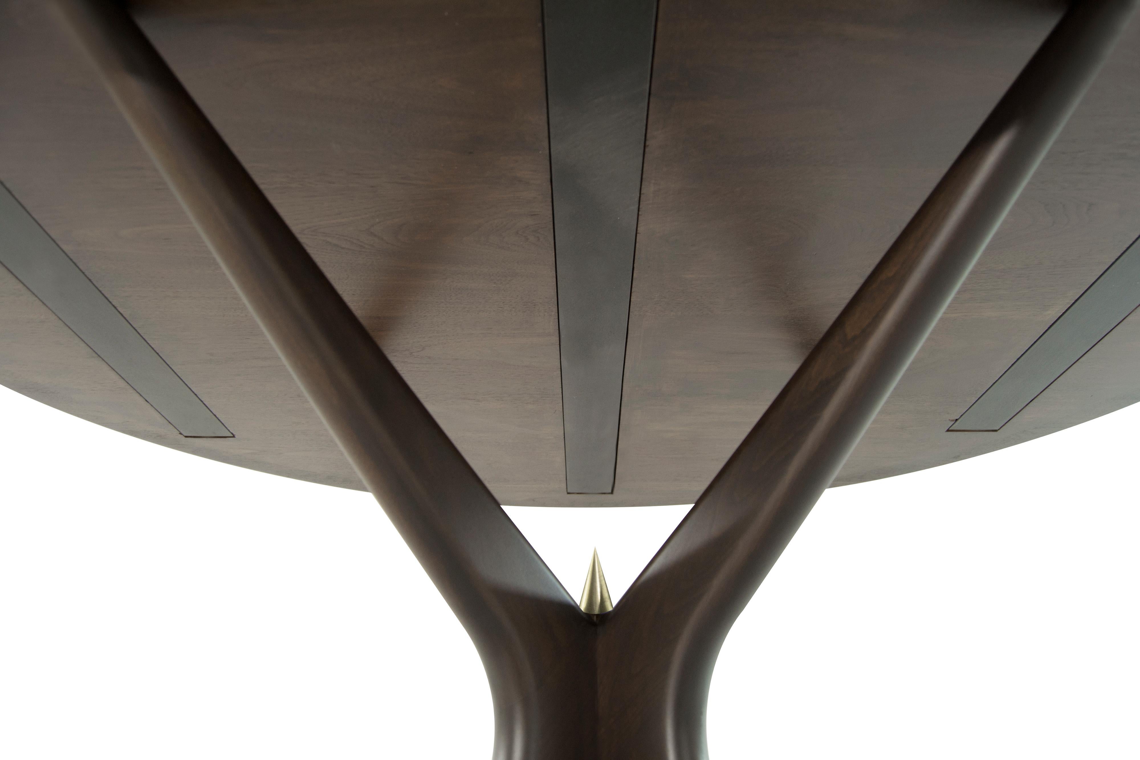 Table à manger Gazelle en noyer expresso de Stamford Modern en vente 5