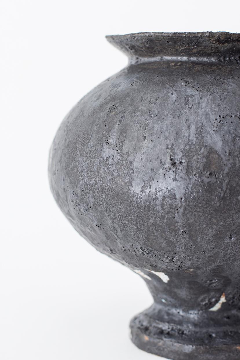 Spagnolo Vaso in gres Stamnos Antracita di Raquel Vidal e Pedro Paz in vendita