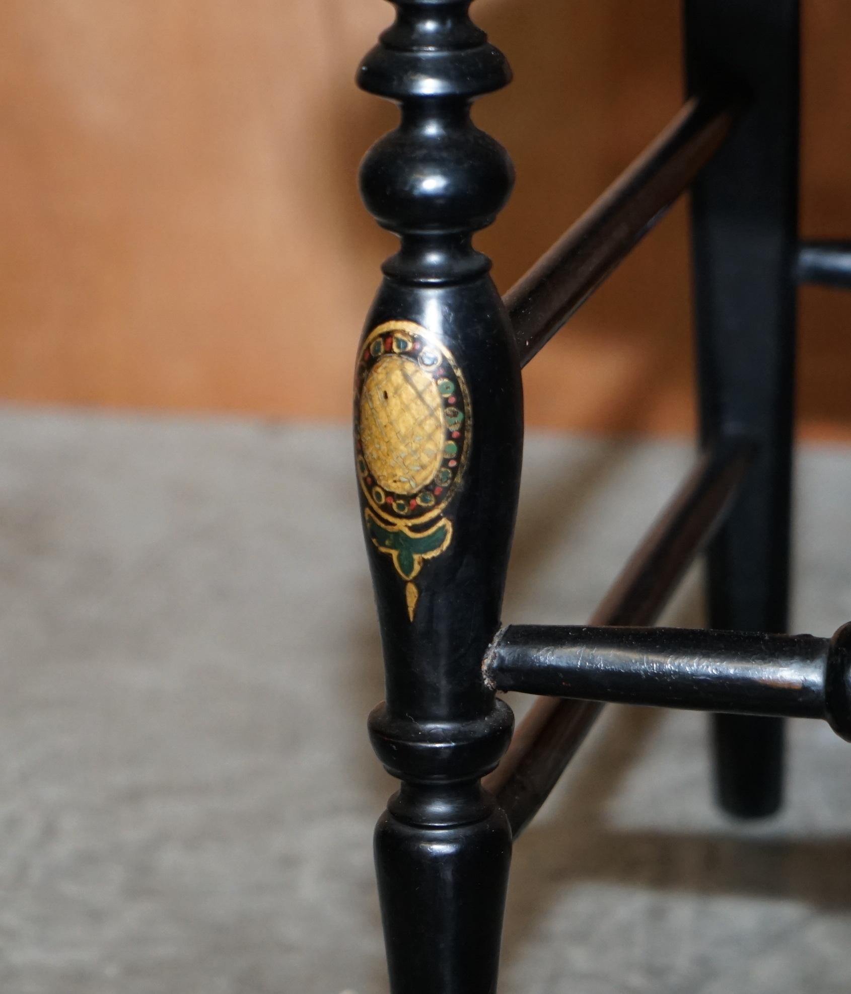 Early 19th Century Stamped Circa 1815 Jennens & Bettridge Ebonsied Gold Leaf Painted Regency Chair