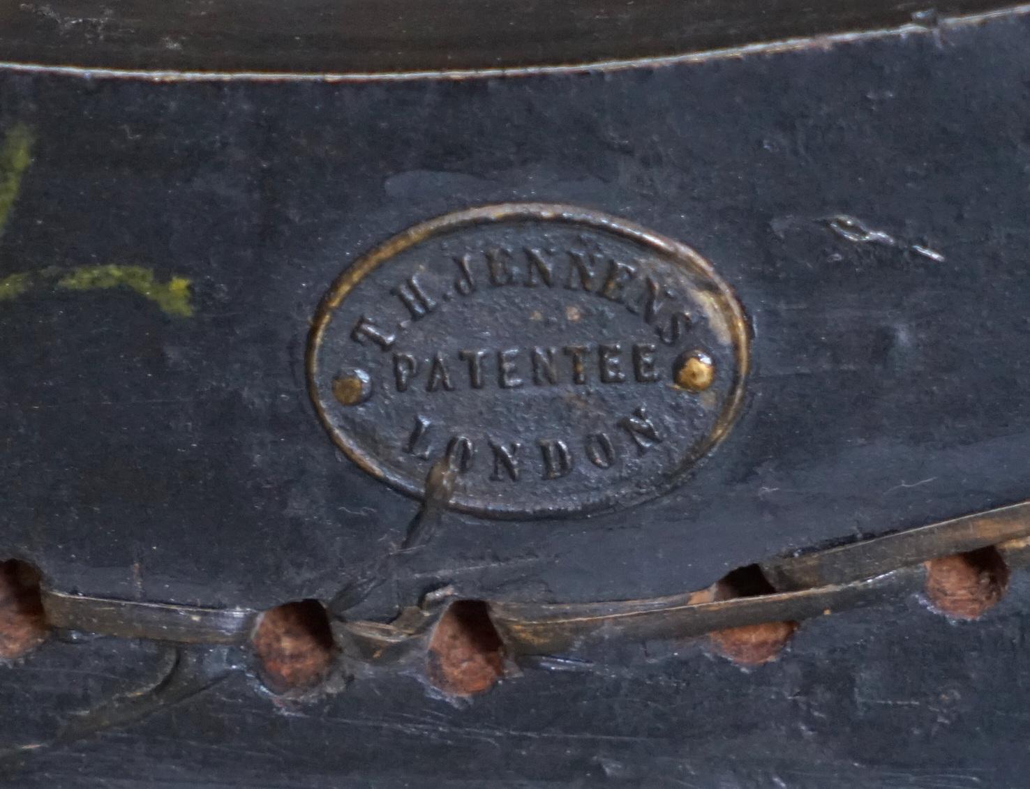 Gestempelt um 1815 Jennens & Bettridge Ebonsied Perlmutt-Regency-Stuhl (Englisch) im Angebot