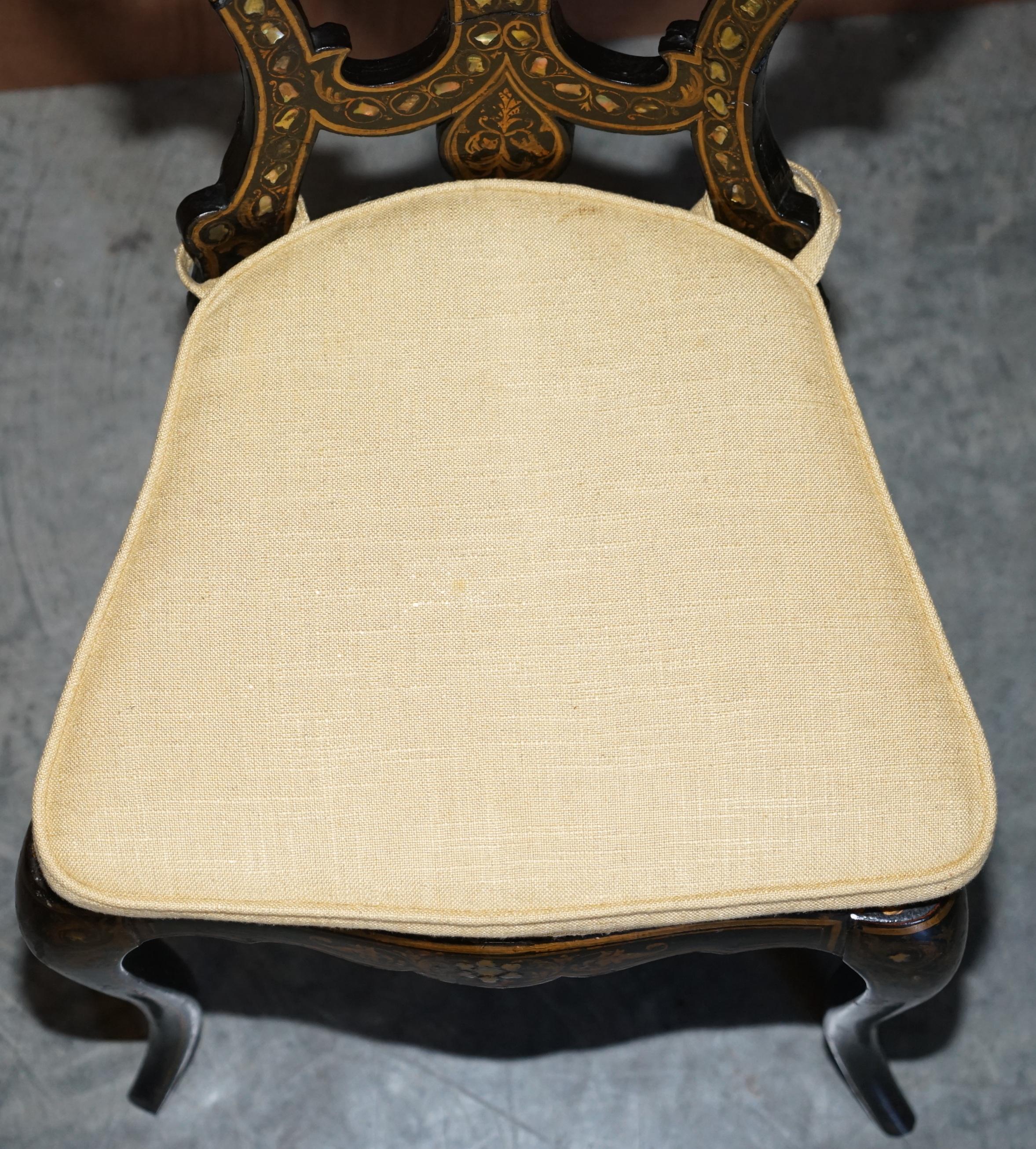 Stamped circa 1815 Jennens & Bettridge Ebonsied Mother of Pearl Regency Chair For Sale 2
