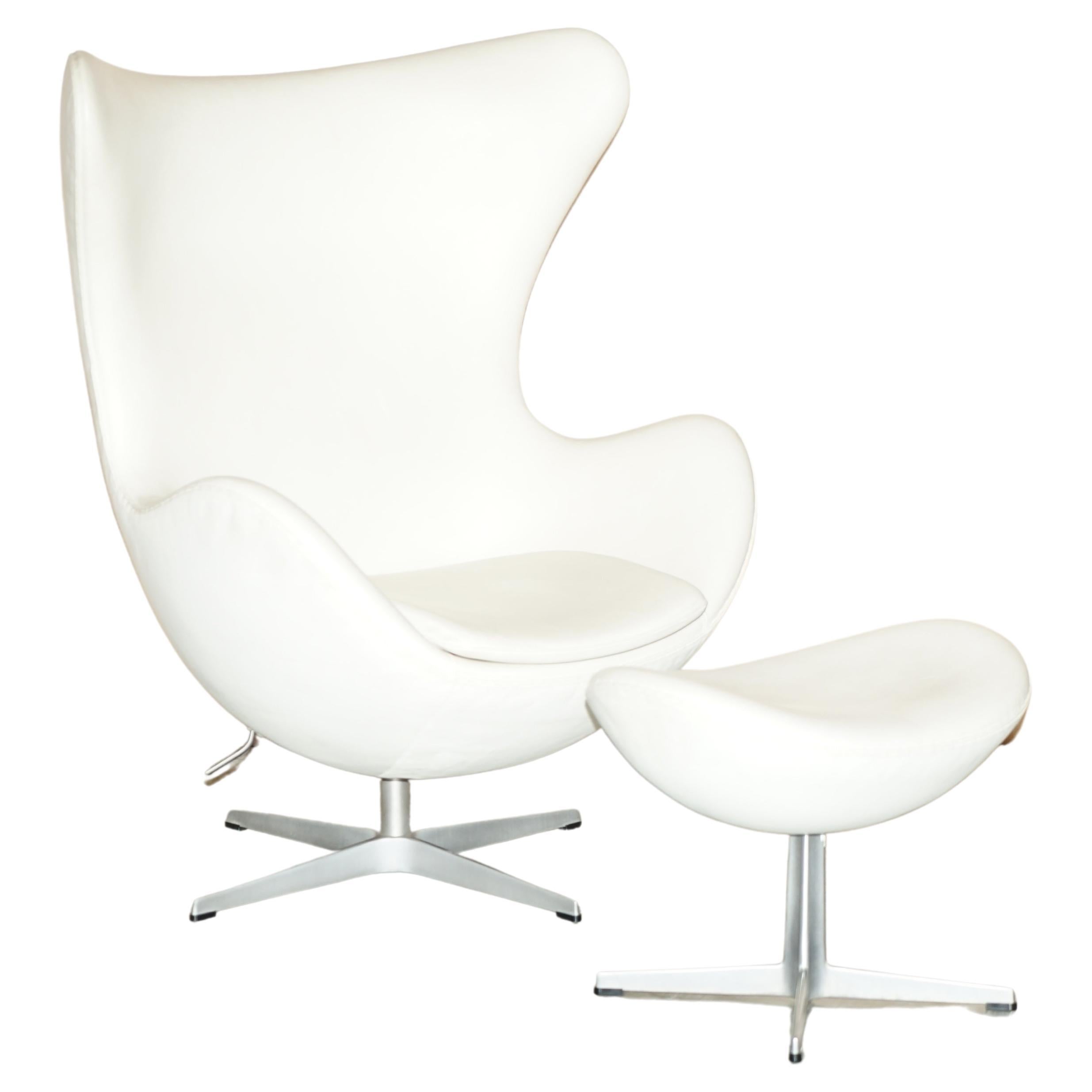 Stamped Fritz Hansen Cream Leather Egg Chair & Ottoman Footstool For Sale