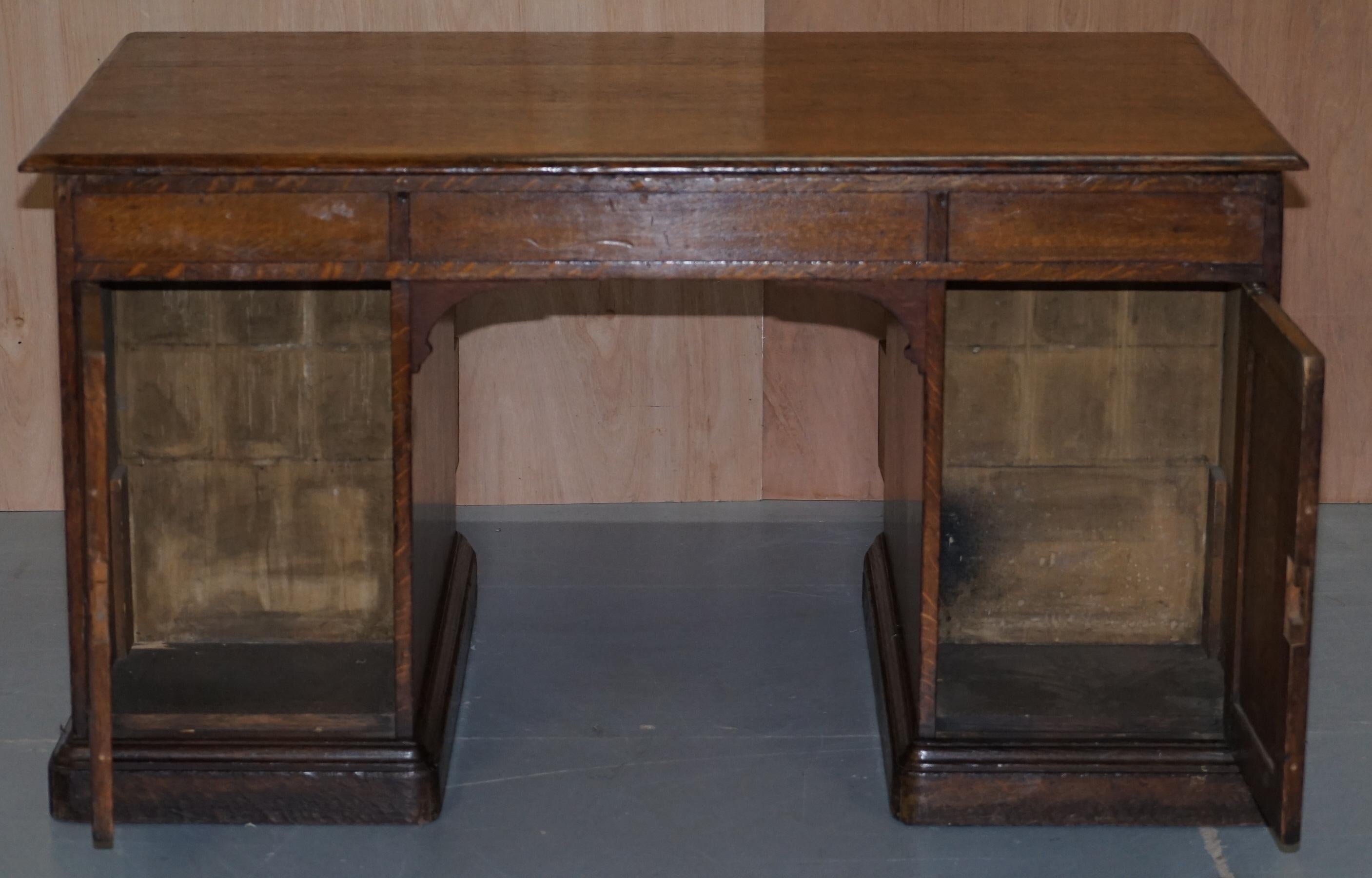 Stamped Gillows Lancaster Double Sided Twin Pedestal Partner Desk Figured Oak For Sale 7