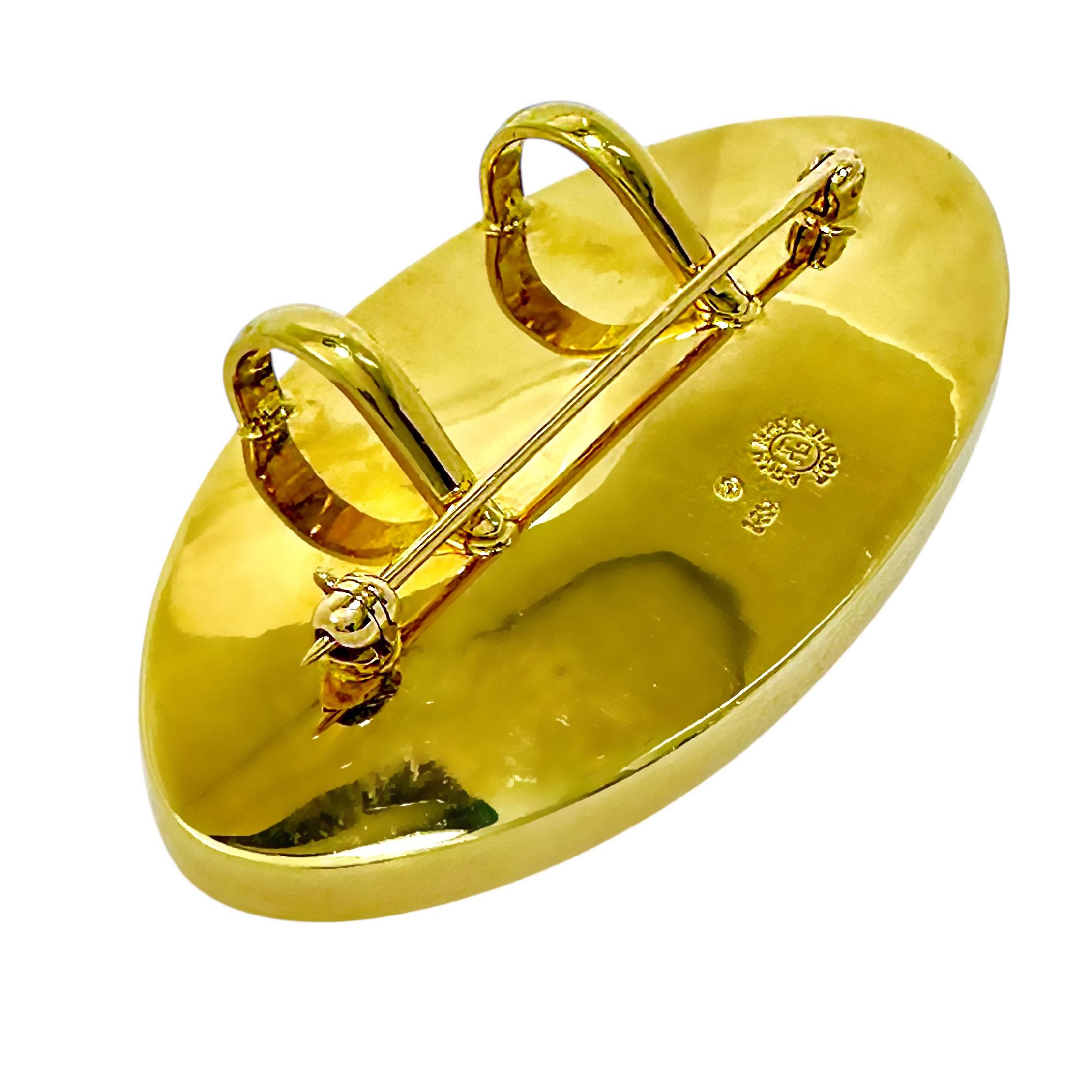 Cabochon Ciondolo/spilla Stampeding Horses in oro 14K e pietre intarsiate di Asch Grosbardt in vendita