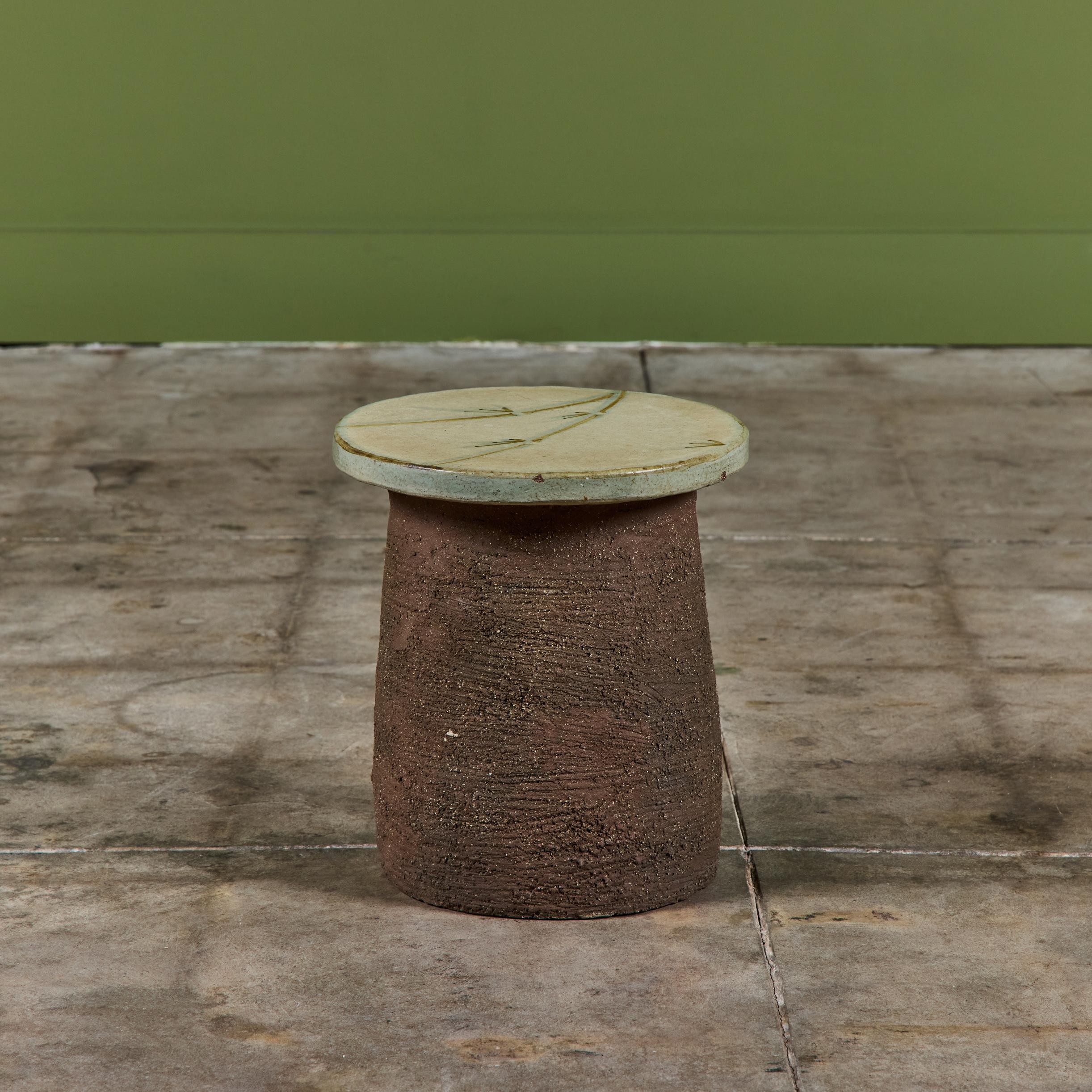 Smaltato Sgabello o tavolino a fungo in ceramica di Stan Bitters con smalto Adolf Odorfer in vendita