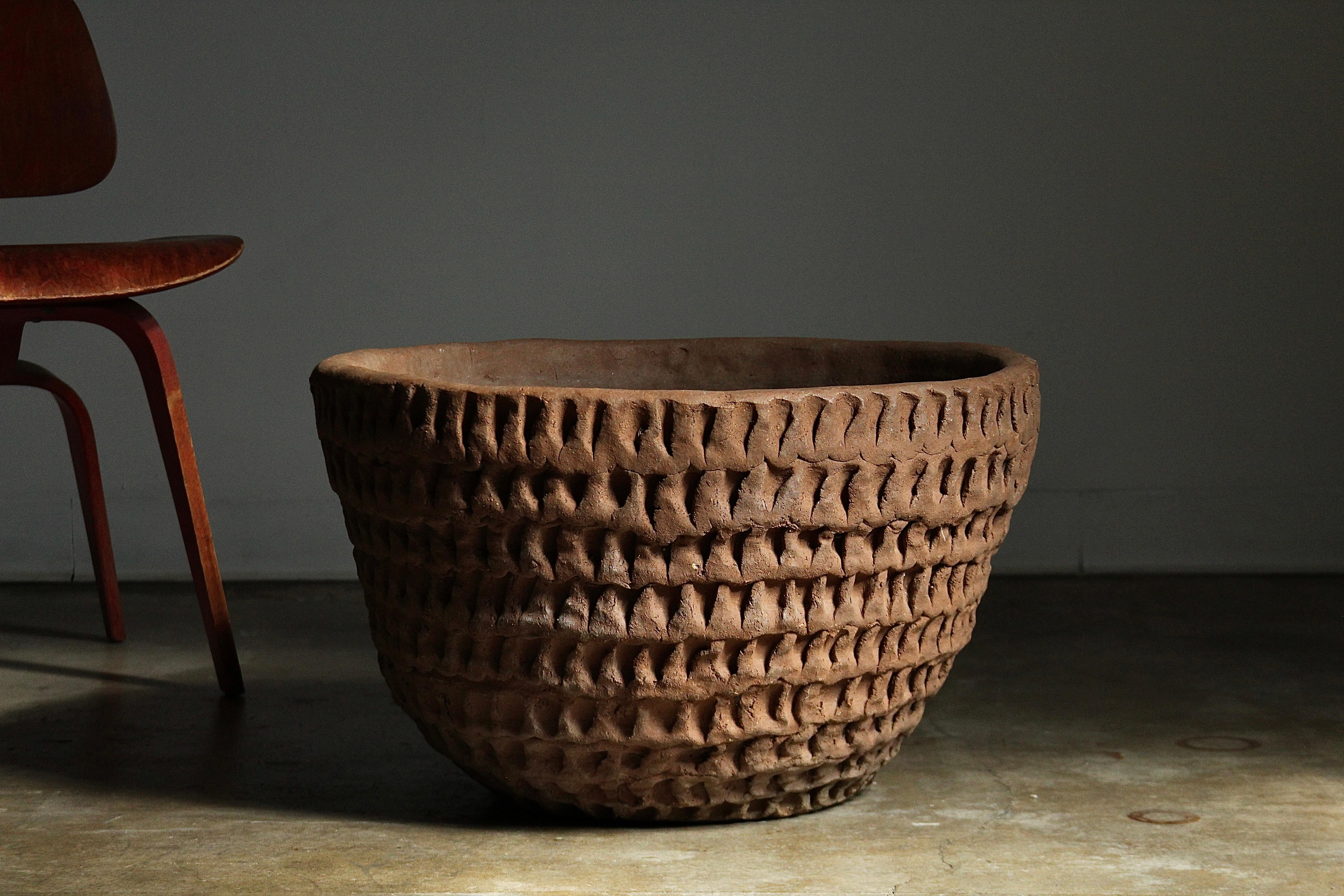 Primitive Stan Bitters Early and Large Stoneware Thumb Pot, 1970