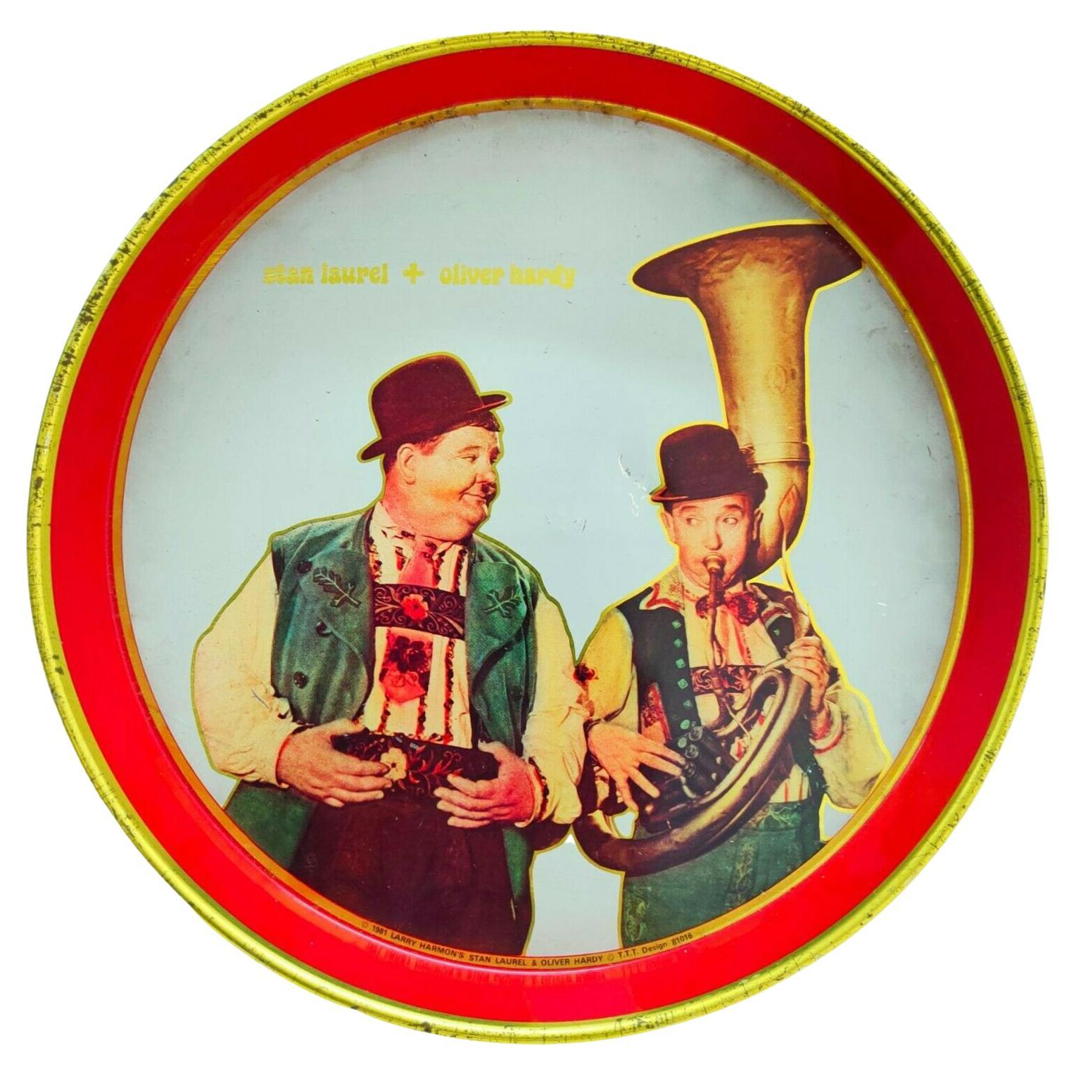 "Stan Laurel & Oliver Hardy" Plateau Design Group pour Larry Harmon, 1981 en vente