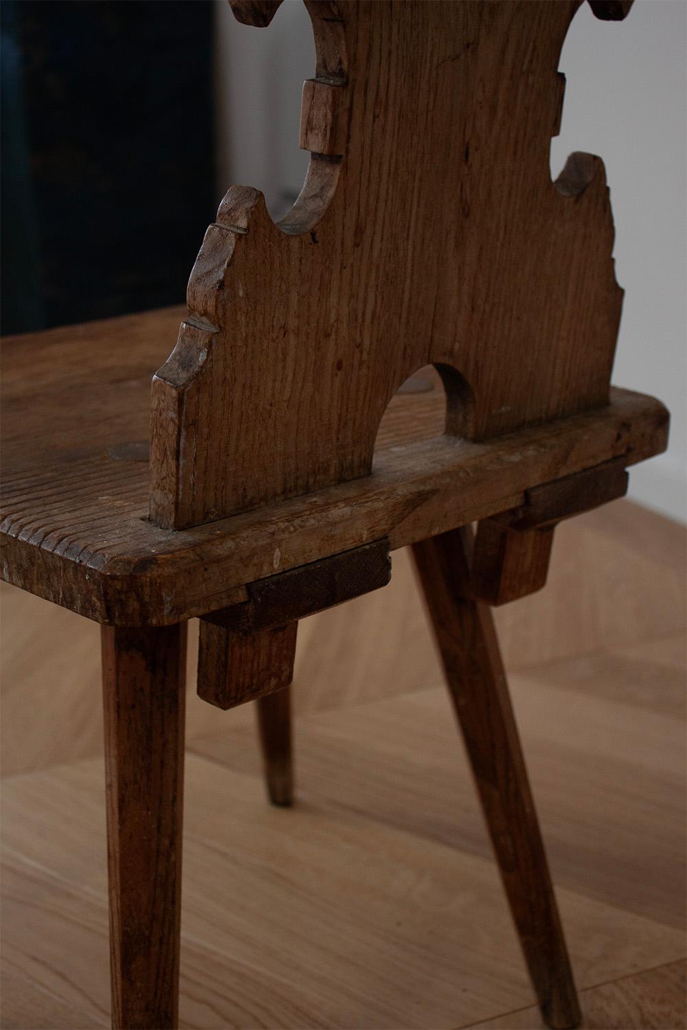 Stand Alone German Primitive Farmers Chair Wooden Stabelle Carved Back  For Sale 7