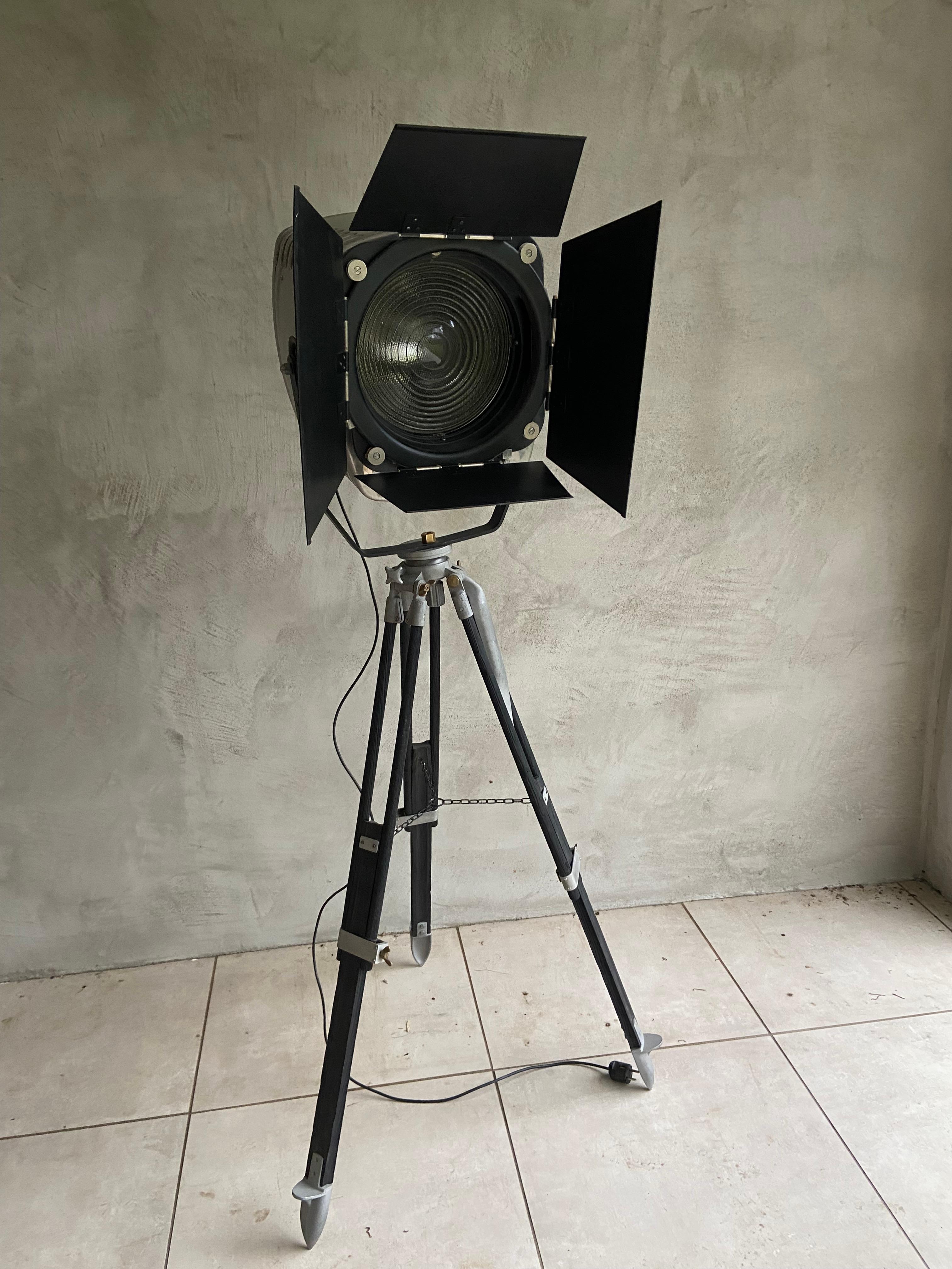 Metal Stand Electric Patt 243 Floor lamp For Sale